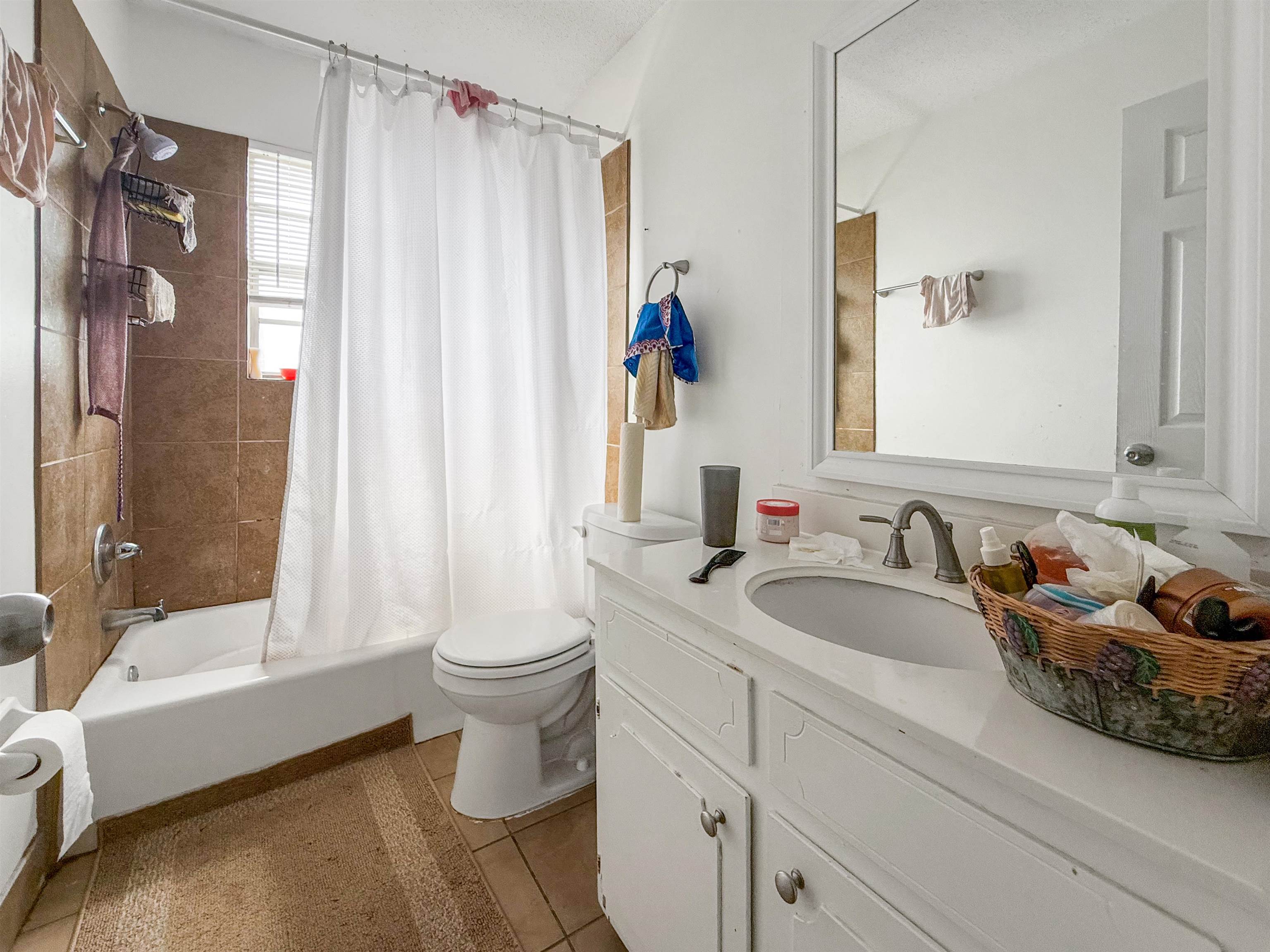 2269 Lynnfield Rd Property Photo 12