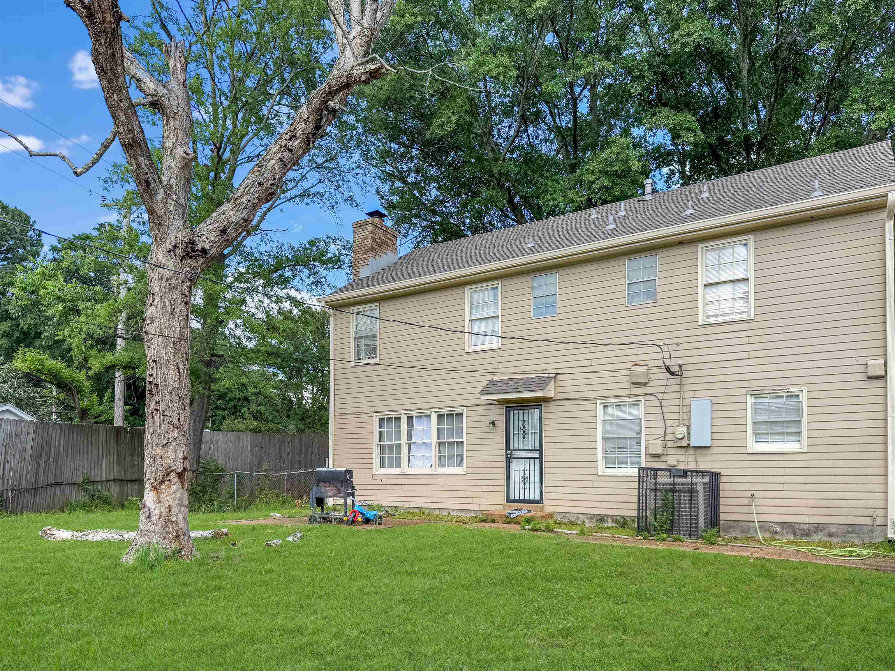 2269 Lynnfield Rd Property Photo 14