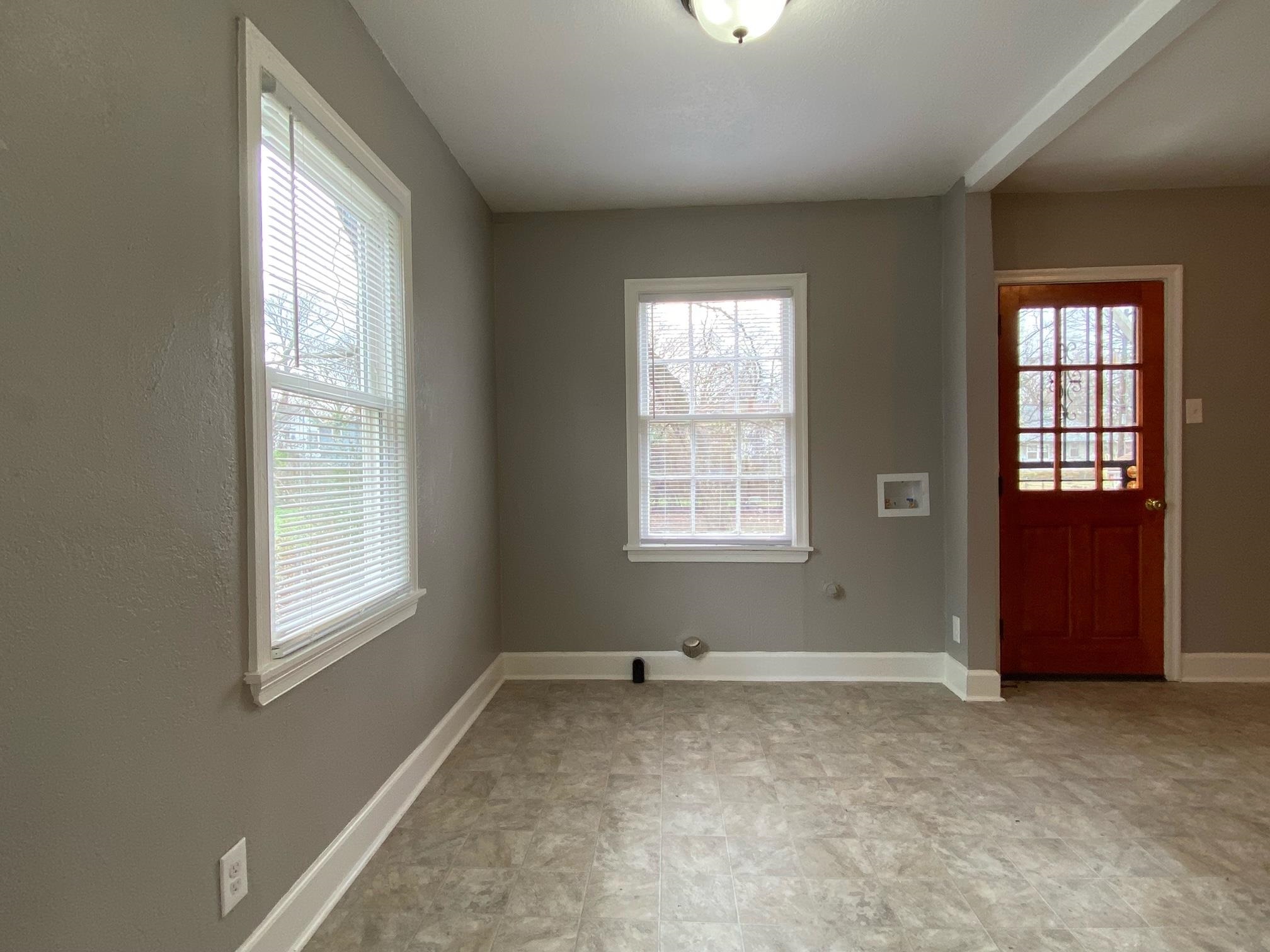 39 E Frank Ave Property Photo 6
