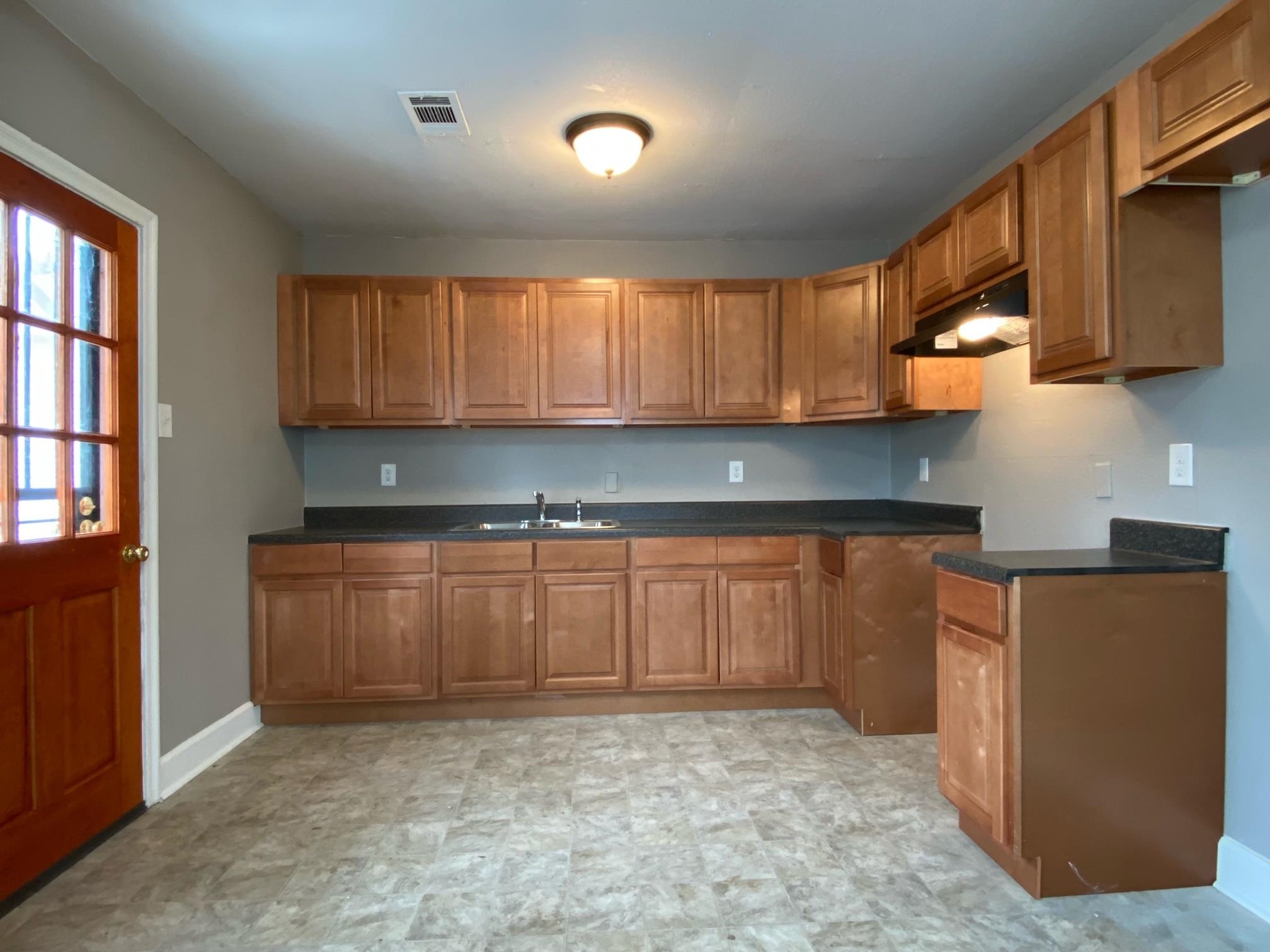 39 E Frank Ave Property Photo 9