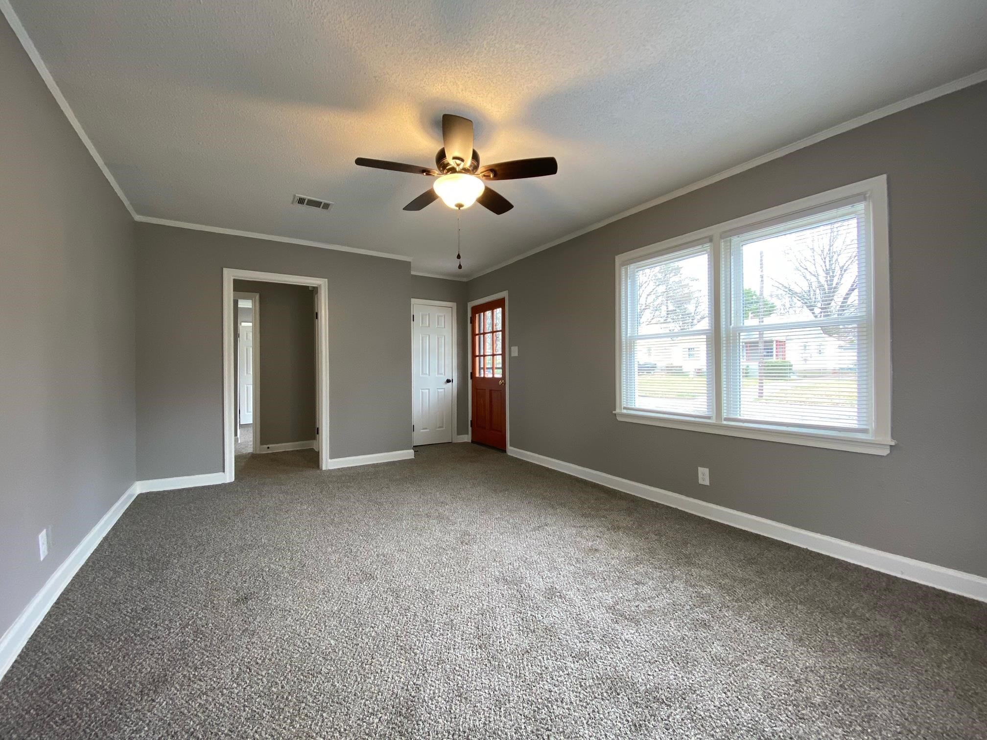 39 E Frank Ave Property Photo 10