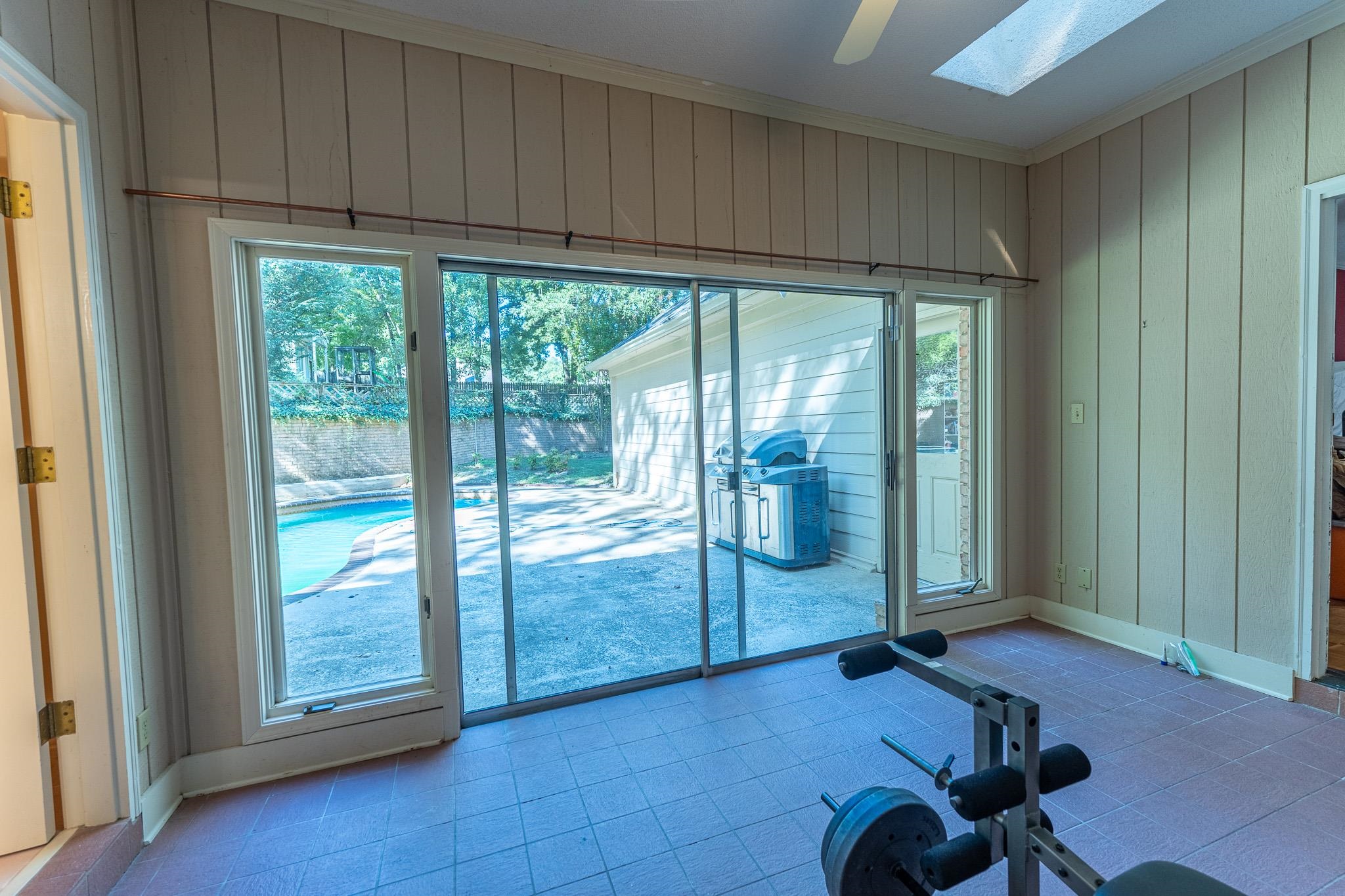 2029 Woodchase Cv Property Photo 14