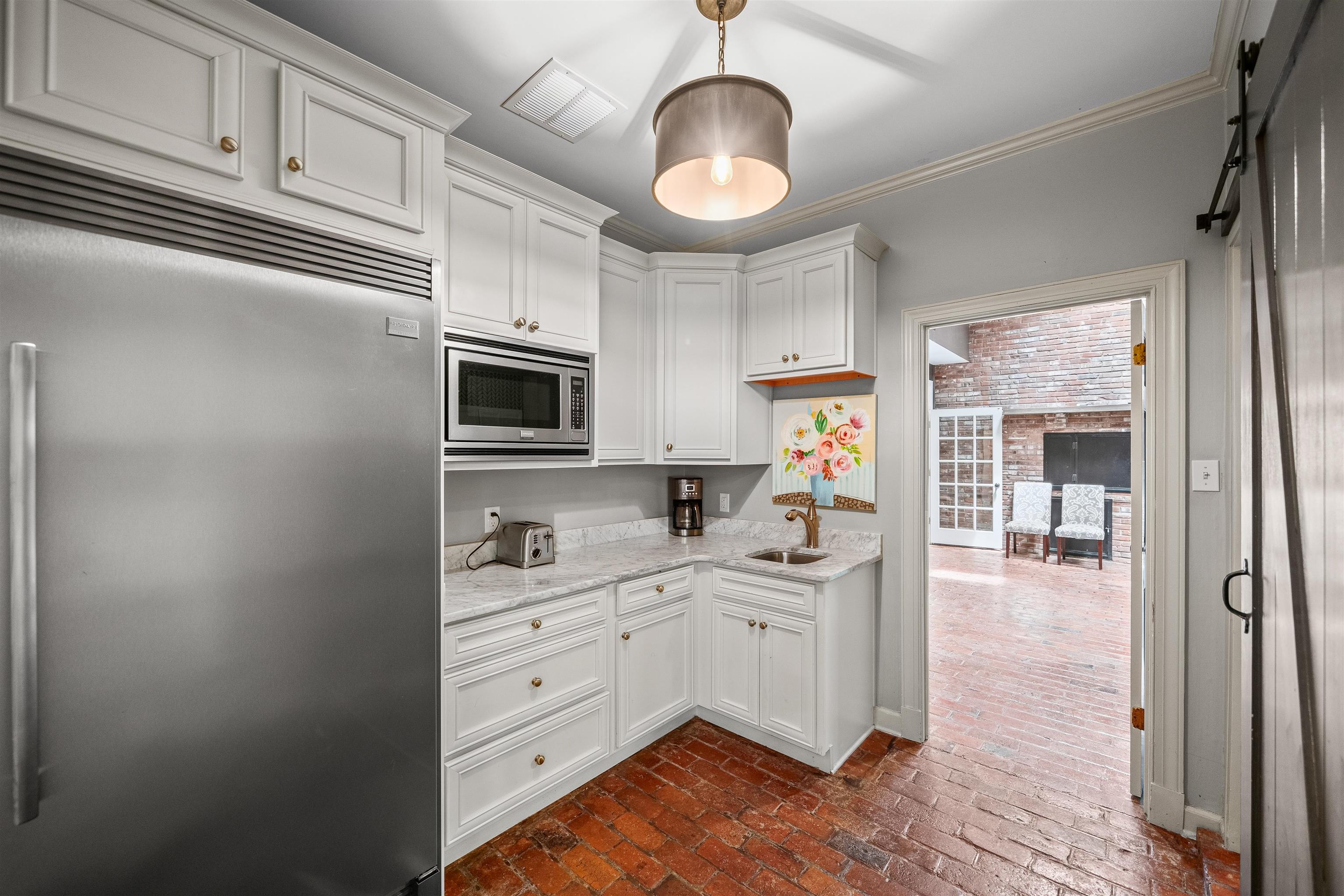5724 The Forest Gate Rd Property Photo 17