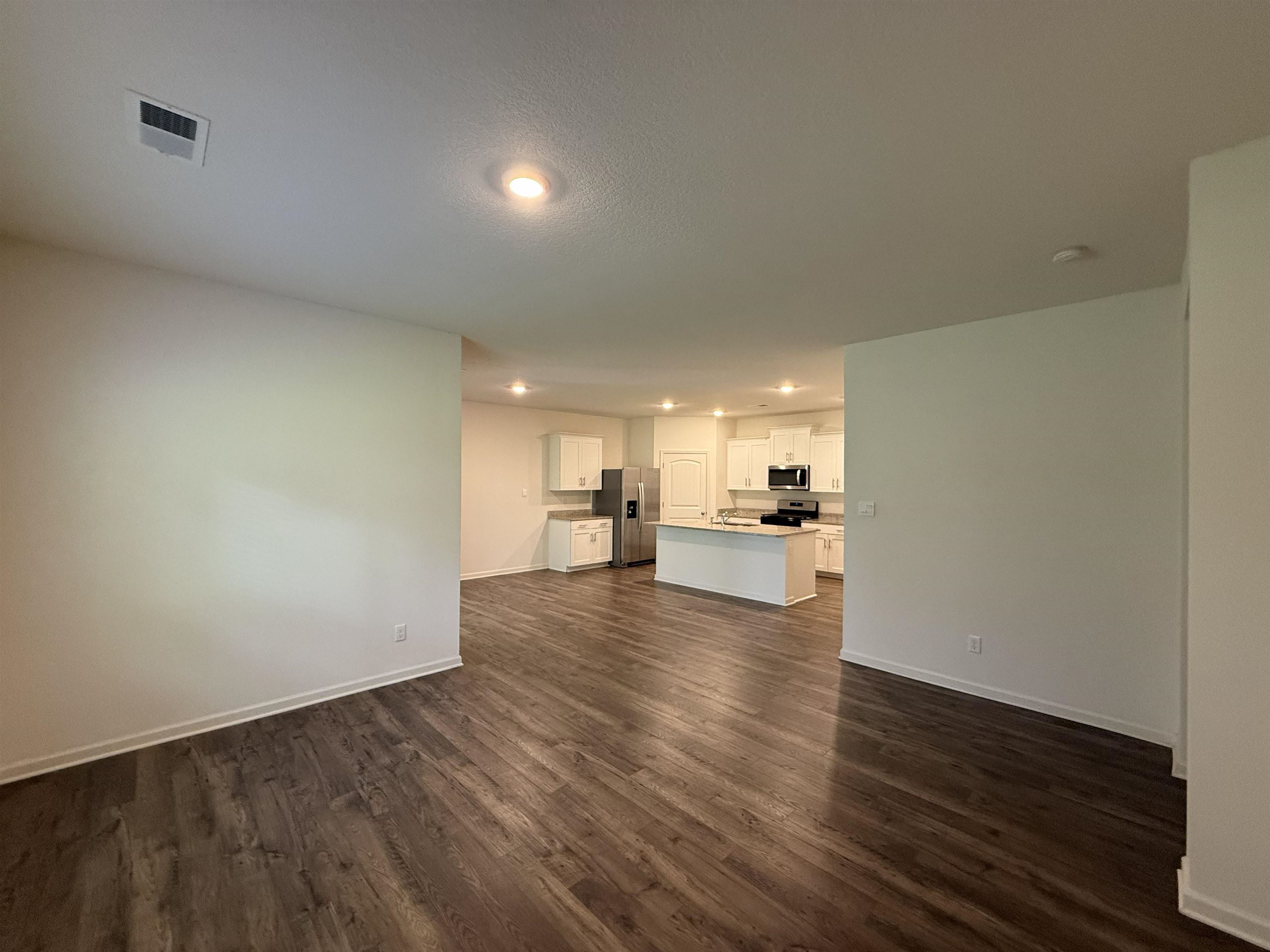 180 Driftwood Loop Property Photo 4