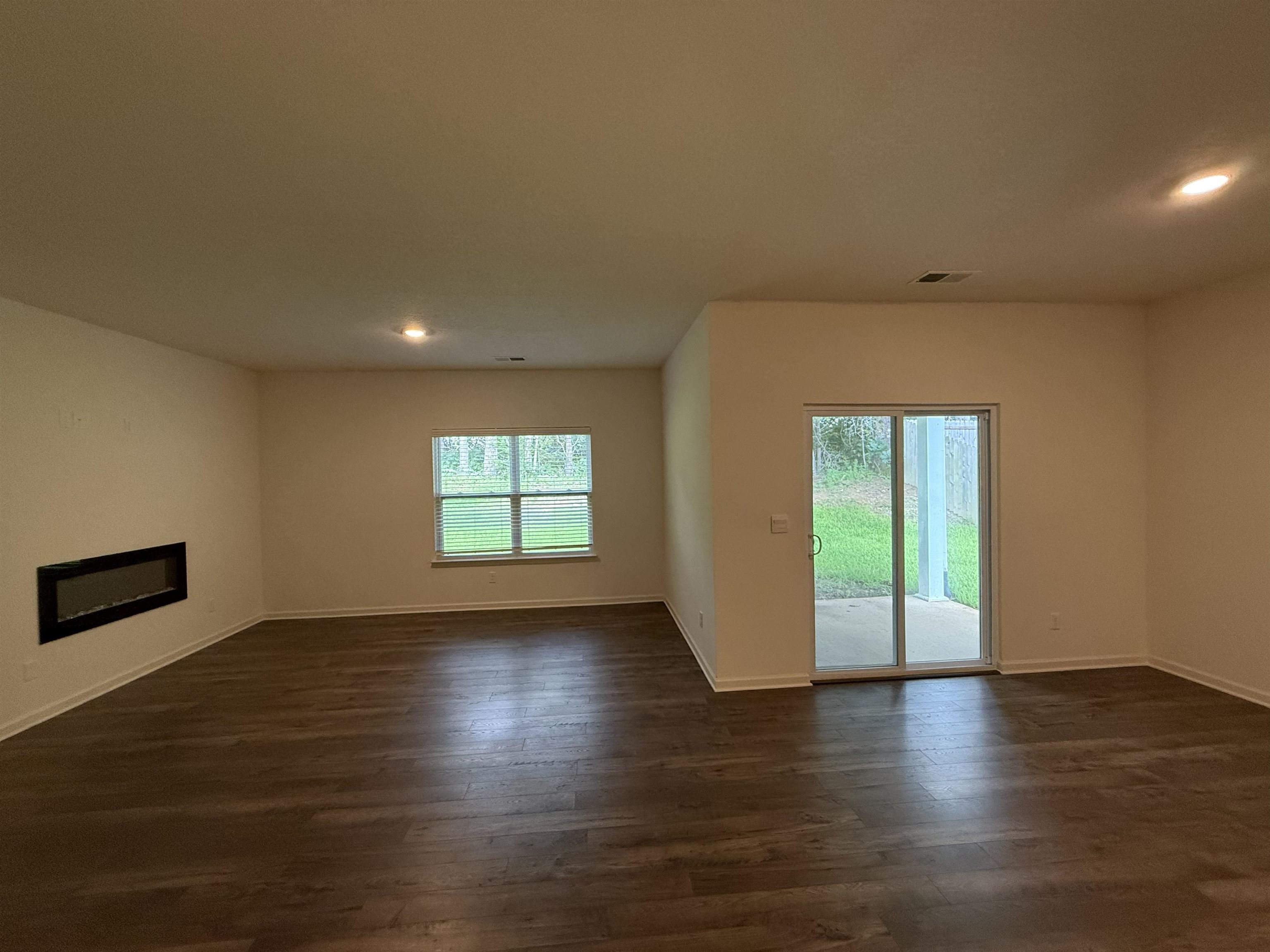 180 Driftwood Loop Property Photo 5
