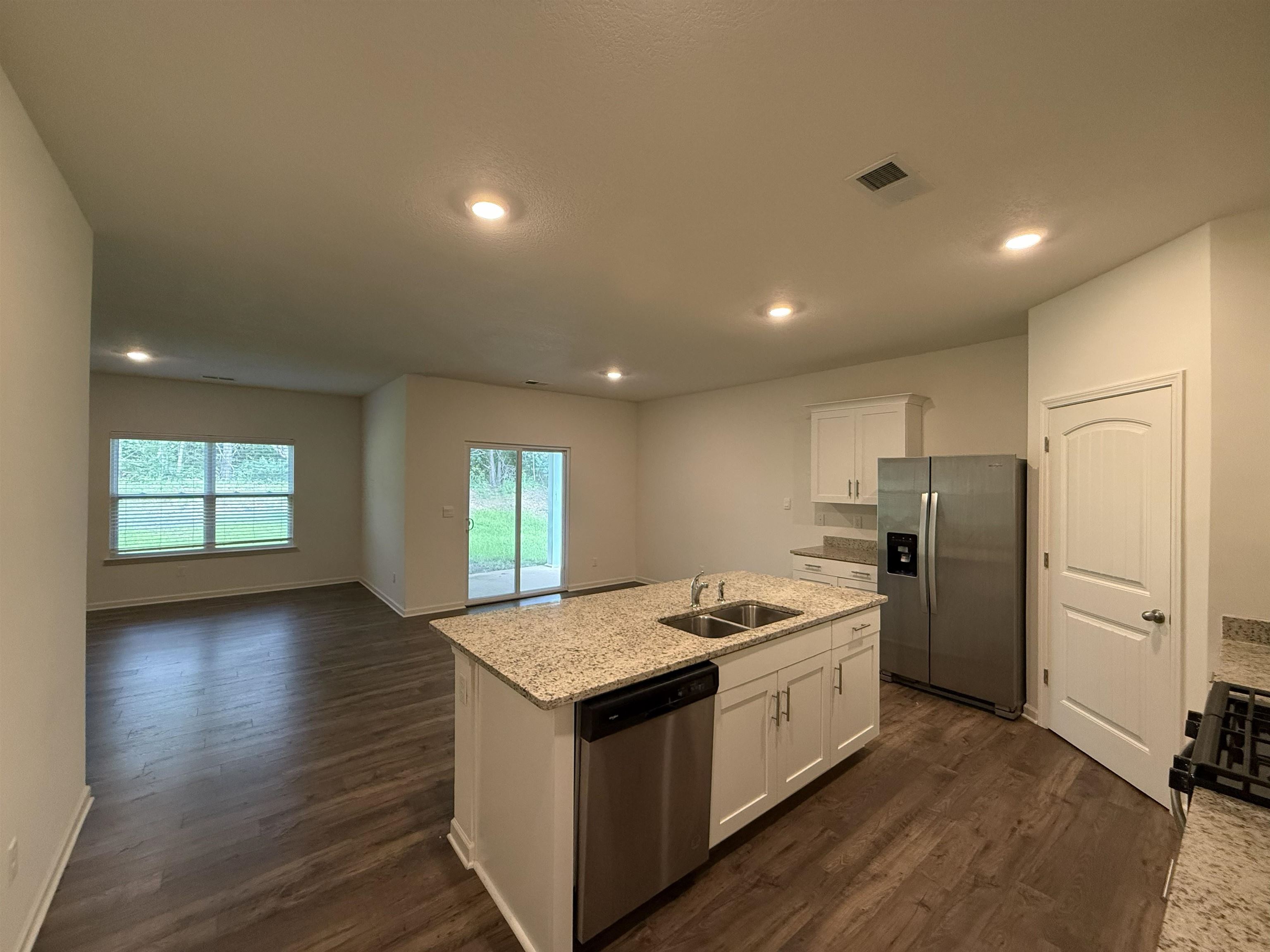 180 Driftwood Loop Property Photo 6