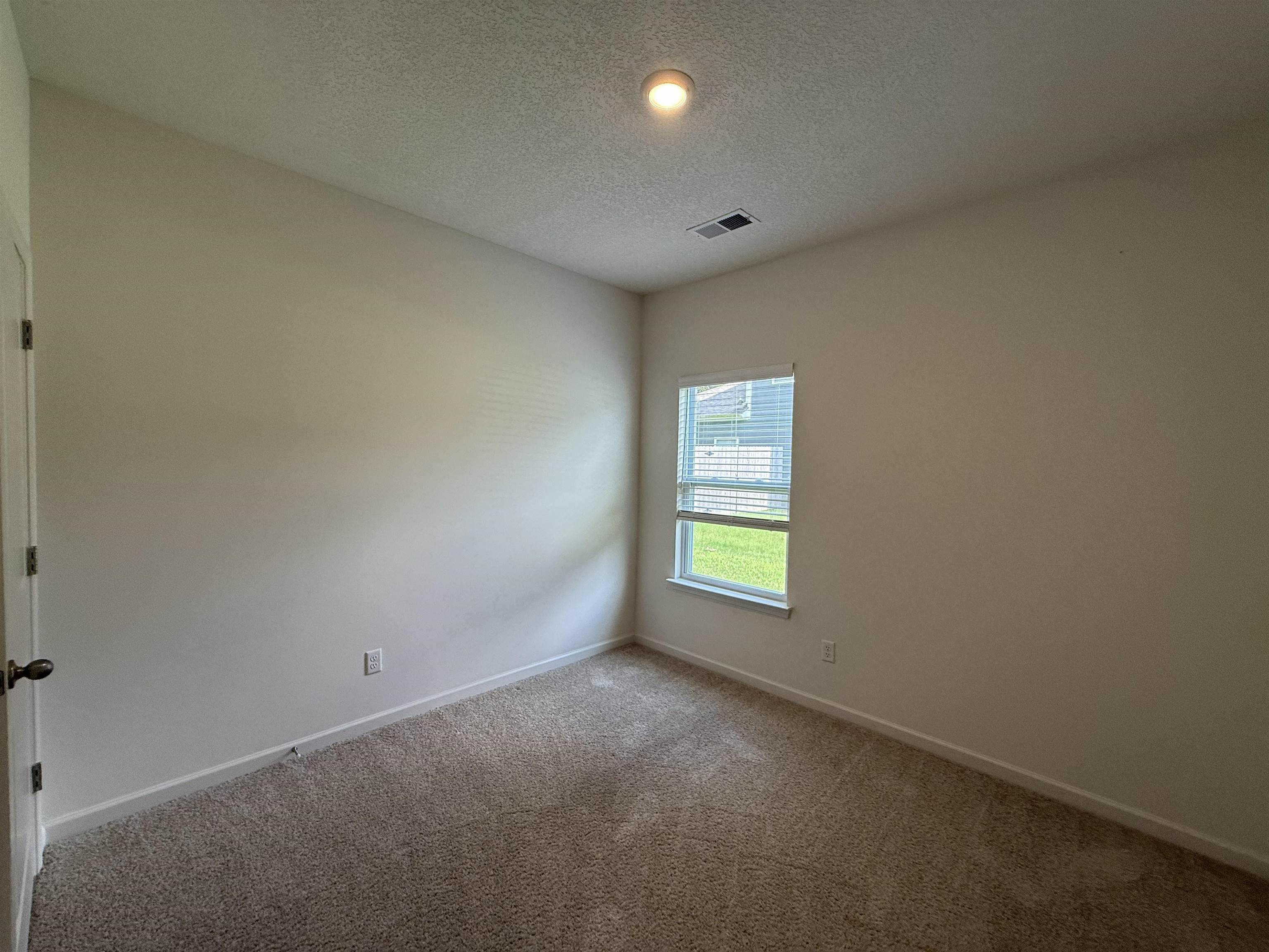 180 Driftwood Loop Property Photo 9