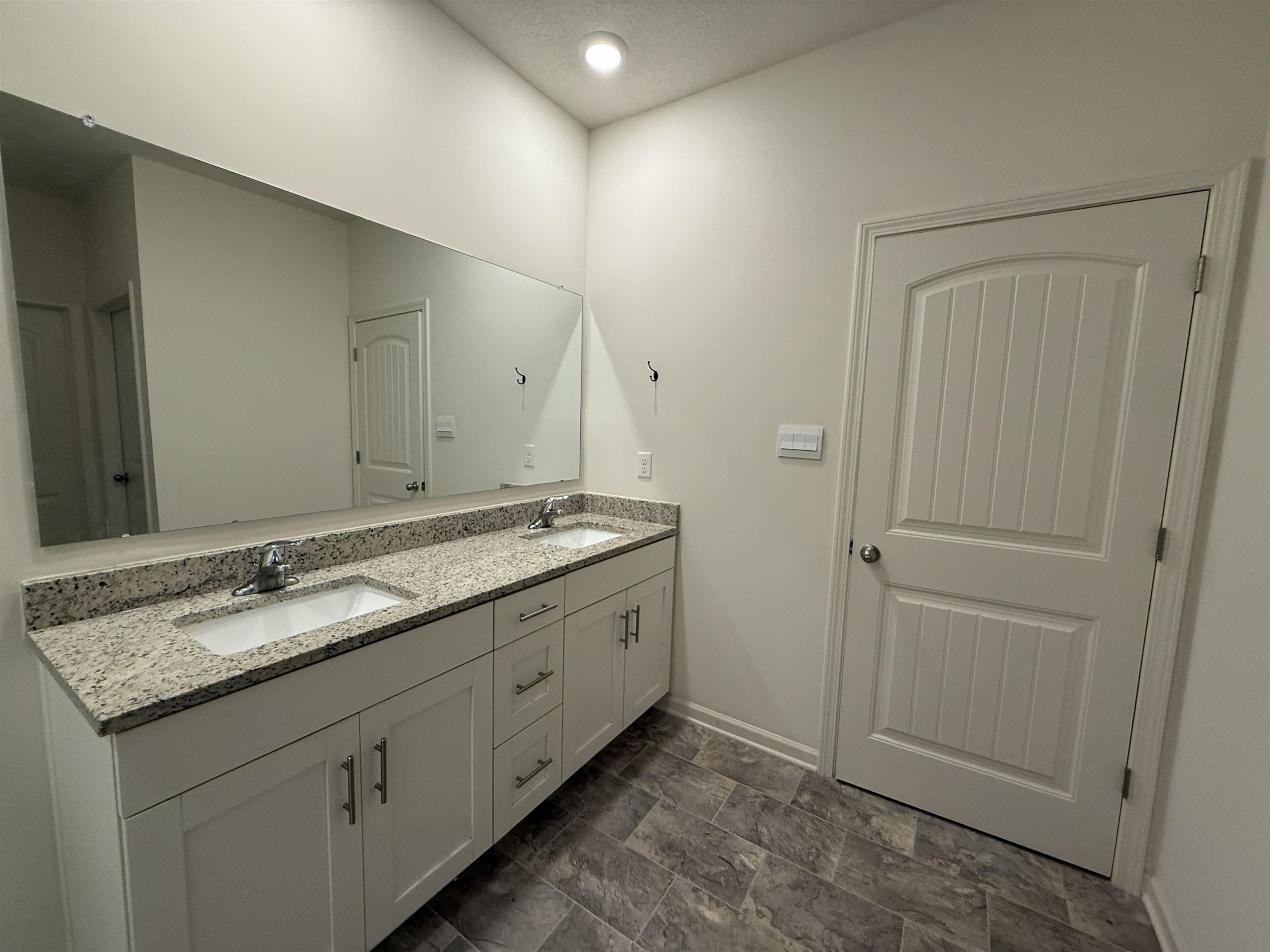180 Driftwood Loop Property Photo 16