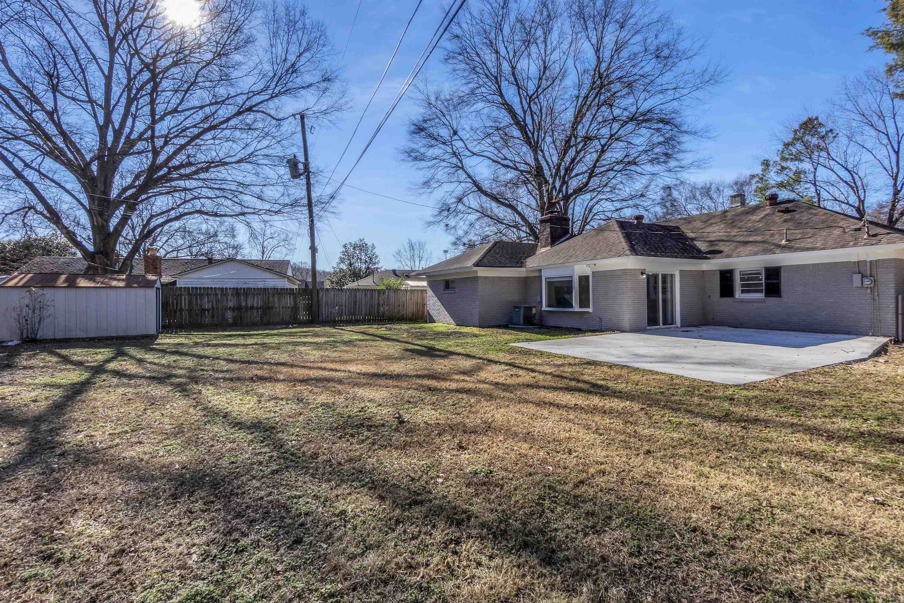 1688 Estate Dr Property Photo 21