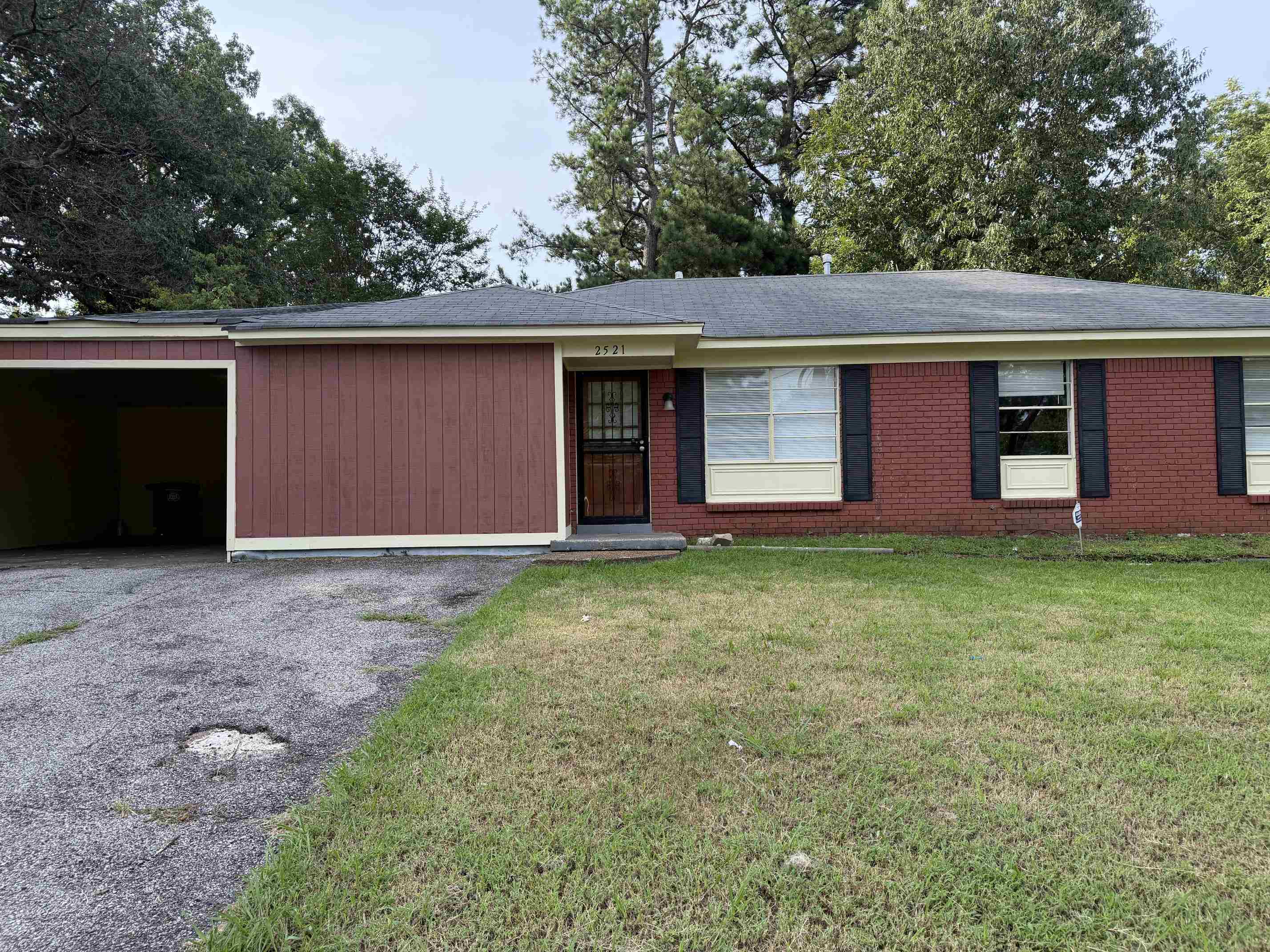 2521 St Elmo Ave Property Photo 1