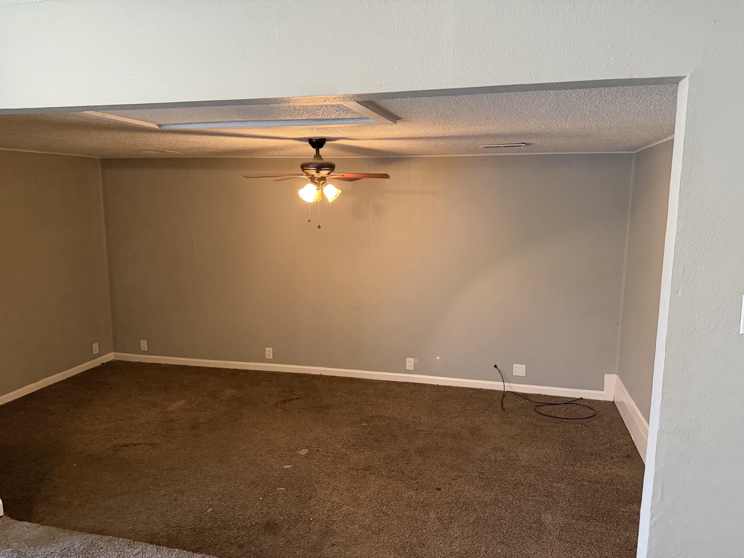 2521 St Elmo Ave Property Photo 3