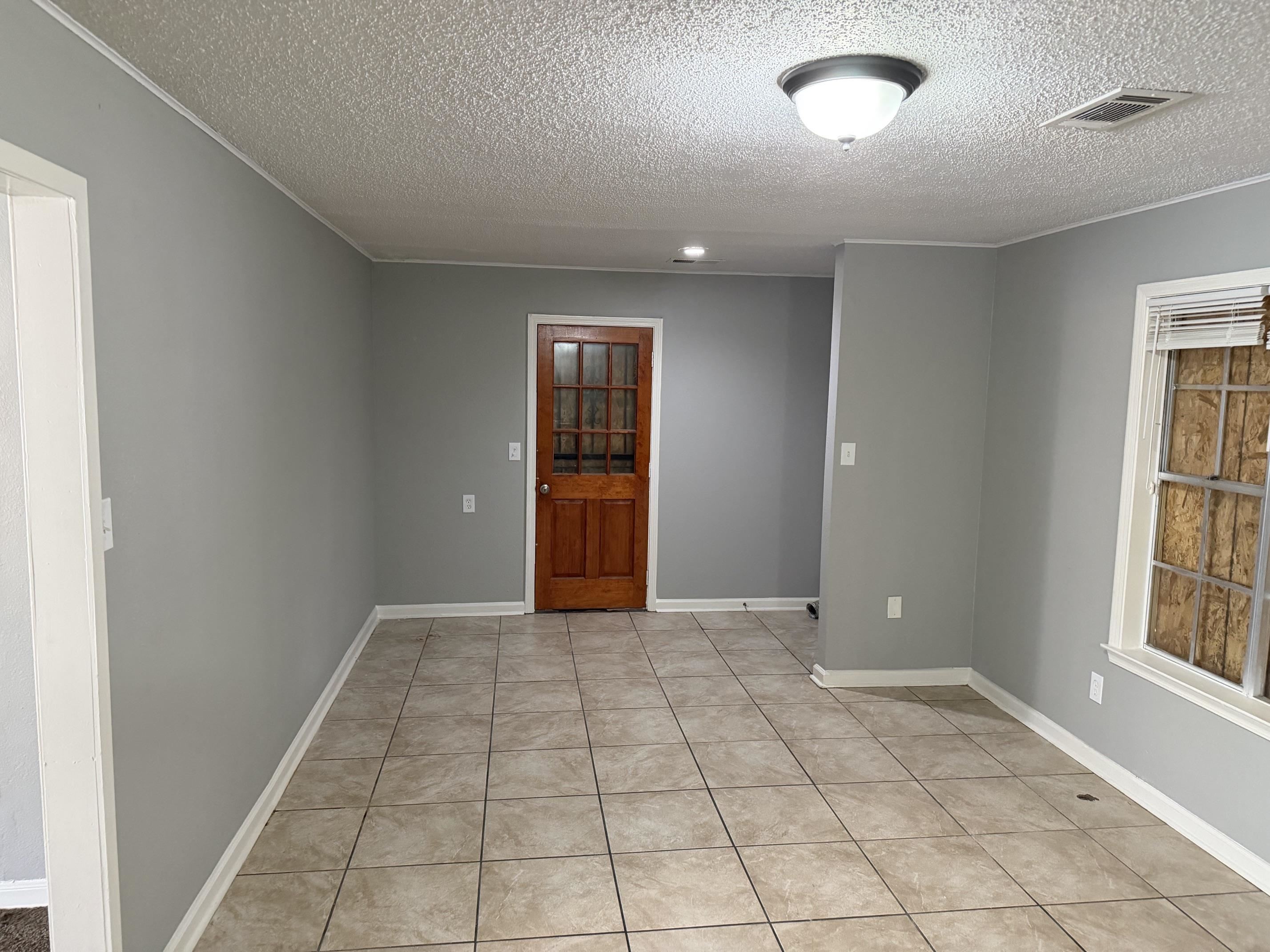2521 St Elmo Ave Property Photo 5