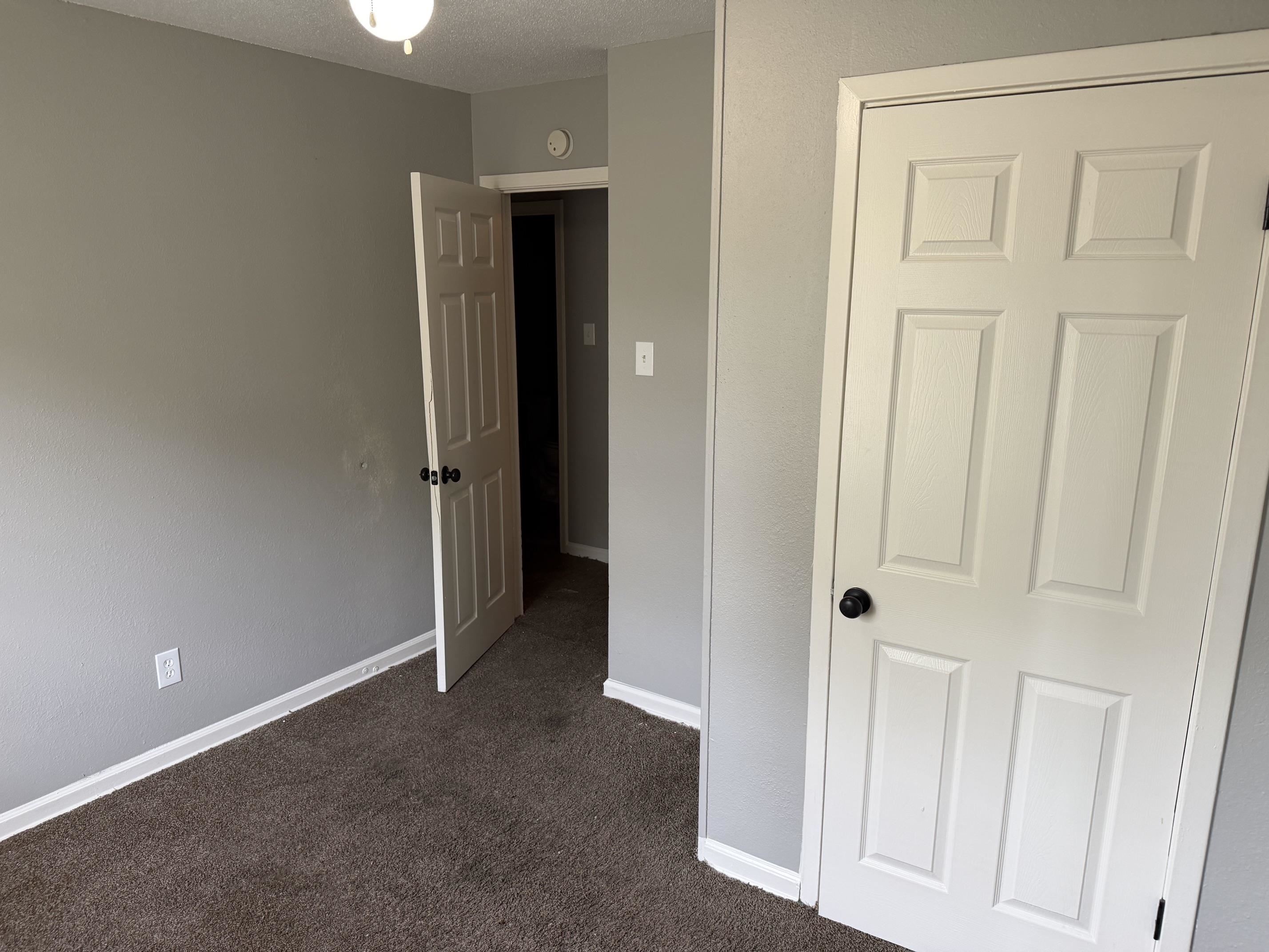 2521 St Elmo Ave Property Photo 9