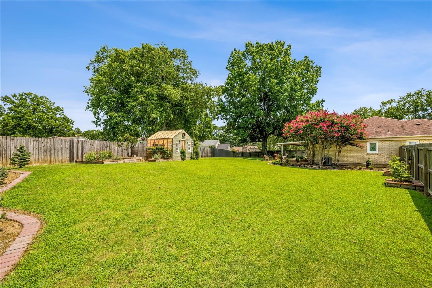 8038 Circleshade Dr Property Photo 28