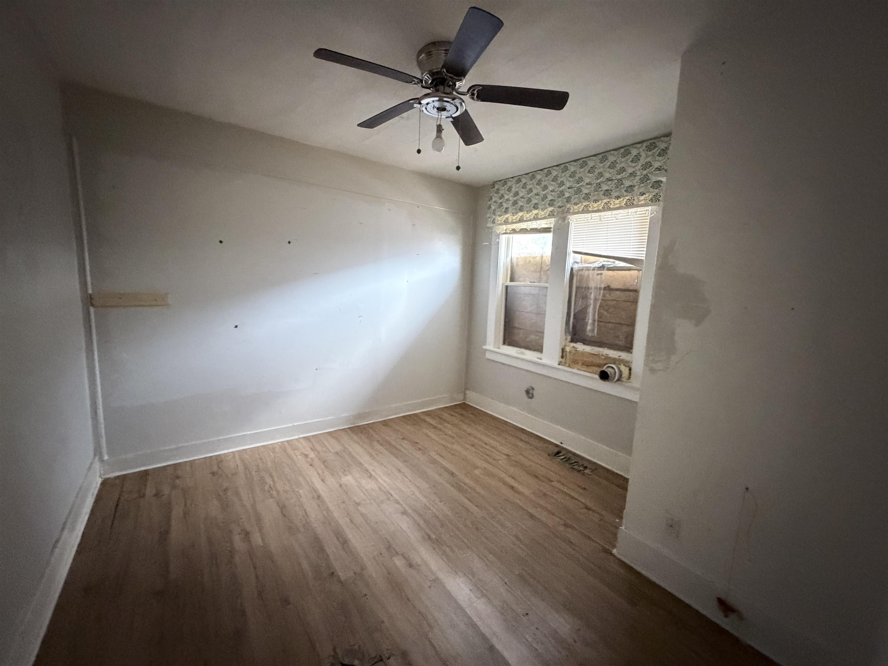 530 Marianna St Property Photo 15