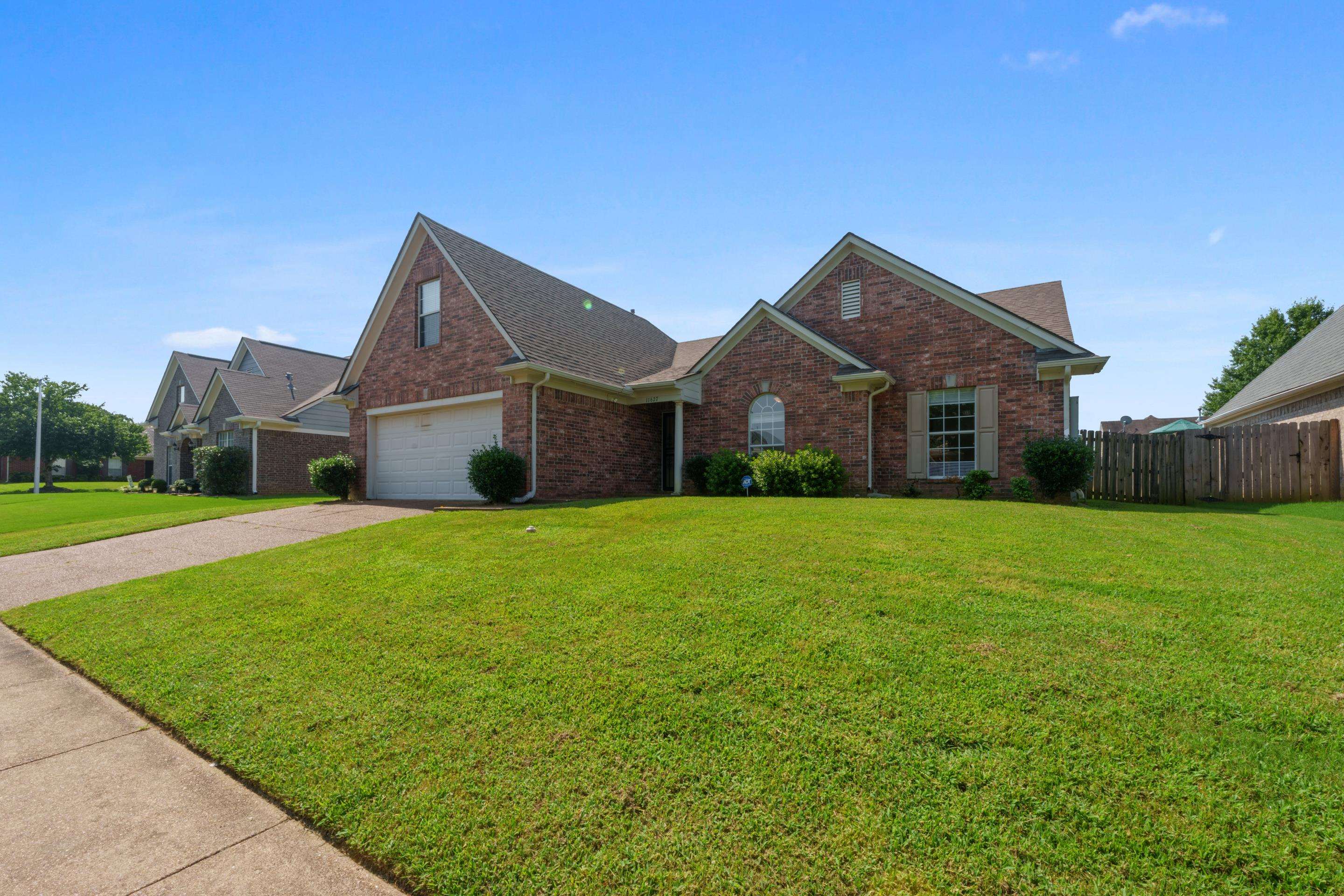 11627 Evening Ridge Dr Property Photo 3
