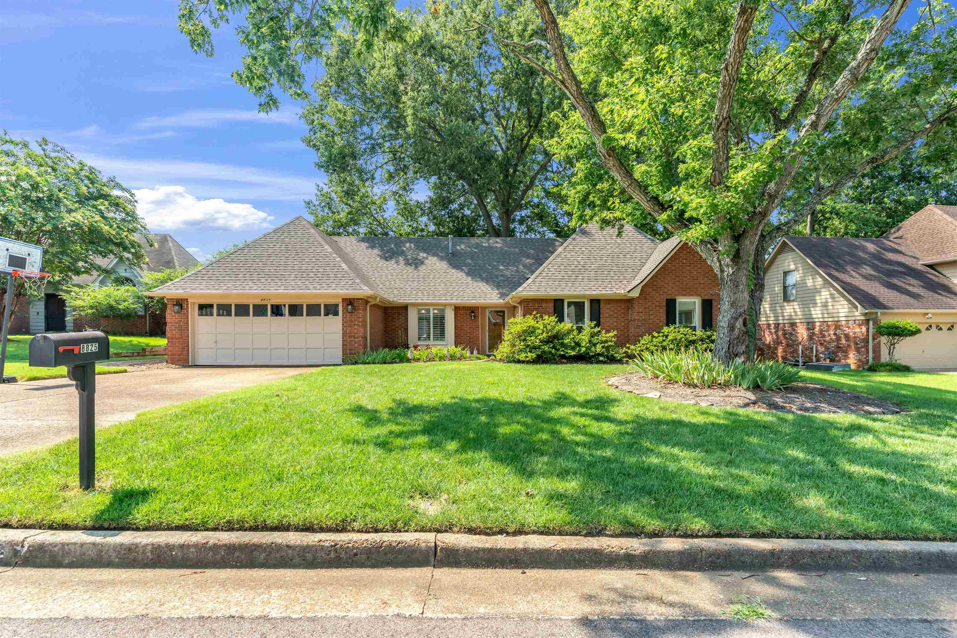 8825 KENBROOK CV Property Photo 1