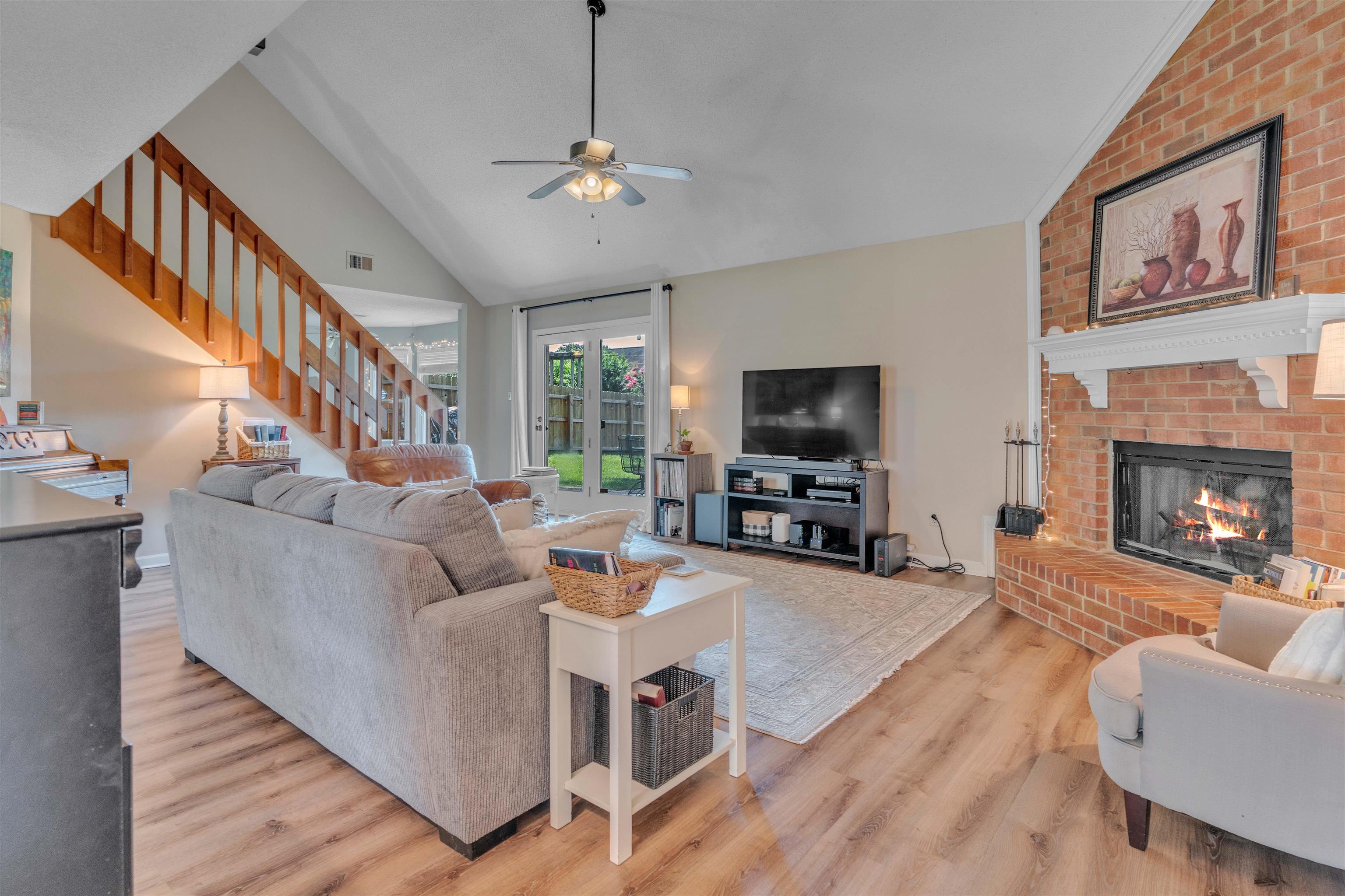 8825 Kenbrook Cv Property Photo 6