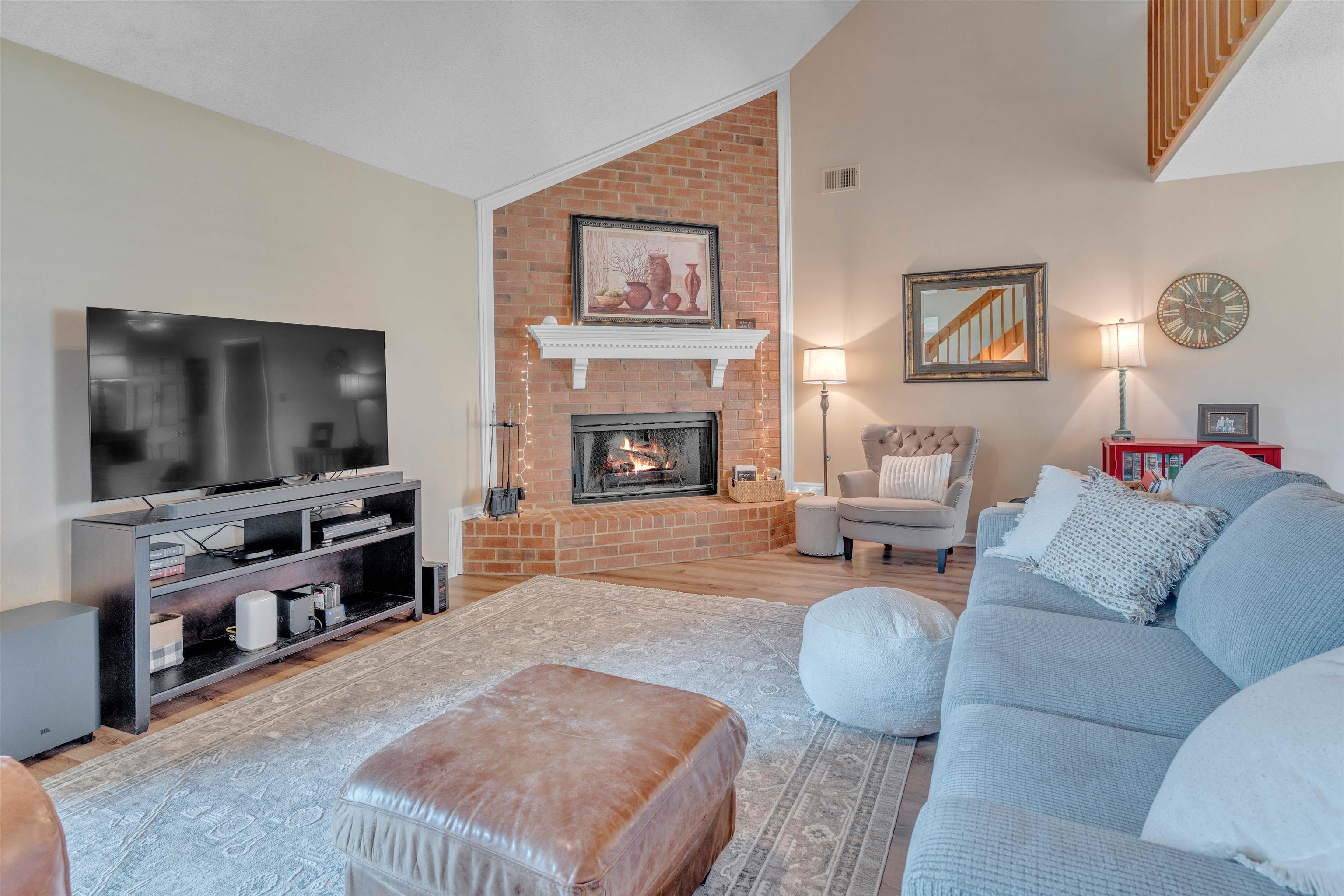 8825 Kenbrook Cv Property Photo 7