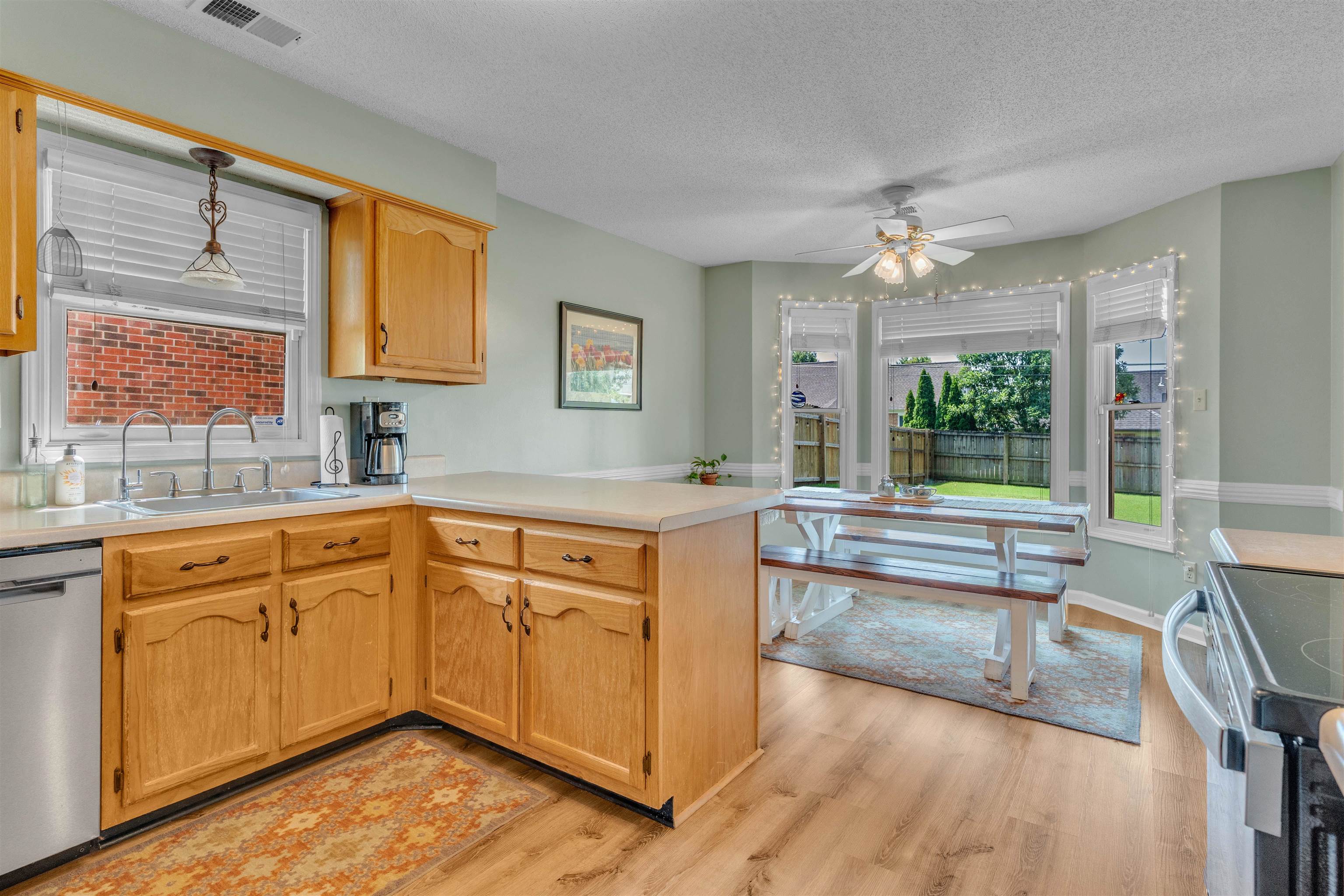 8825 Kenbrook Cv Property Photo 12