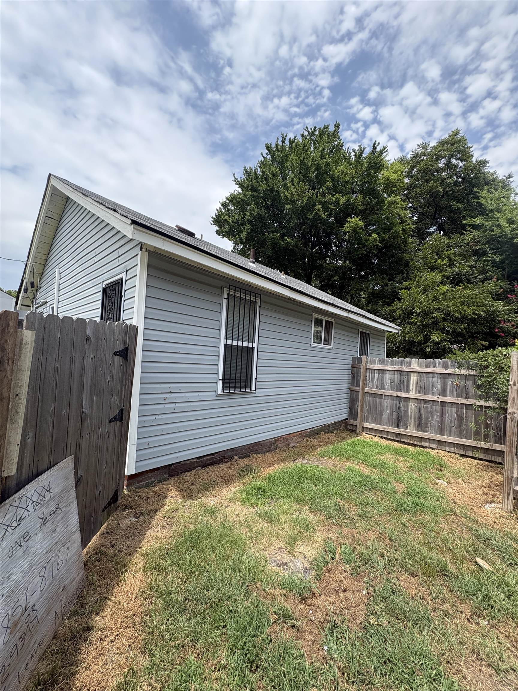 1395 Gleason Ave Property Photo 14