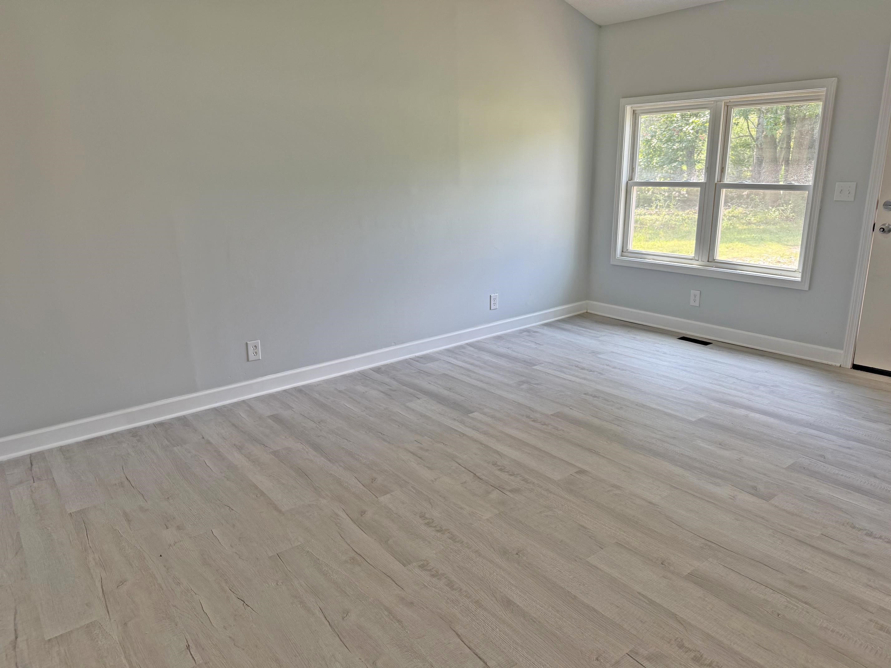 270 Maddox Loop Property Photo 5