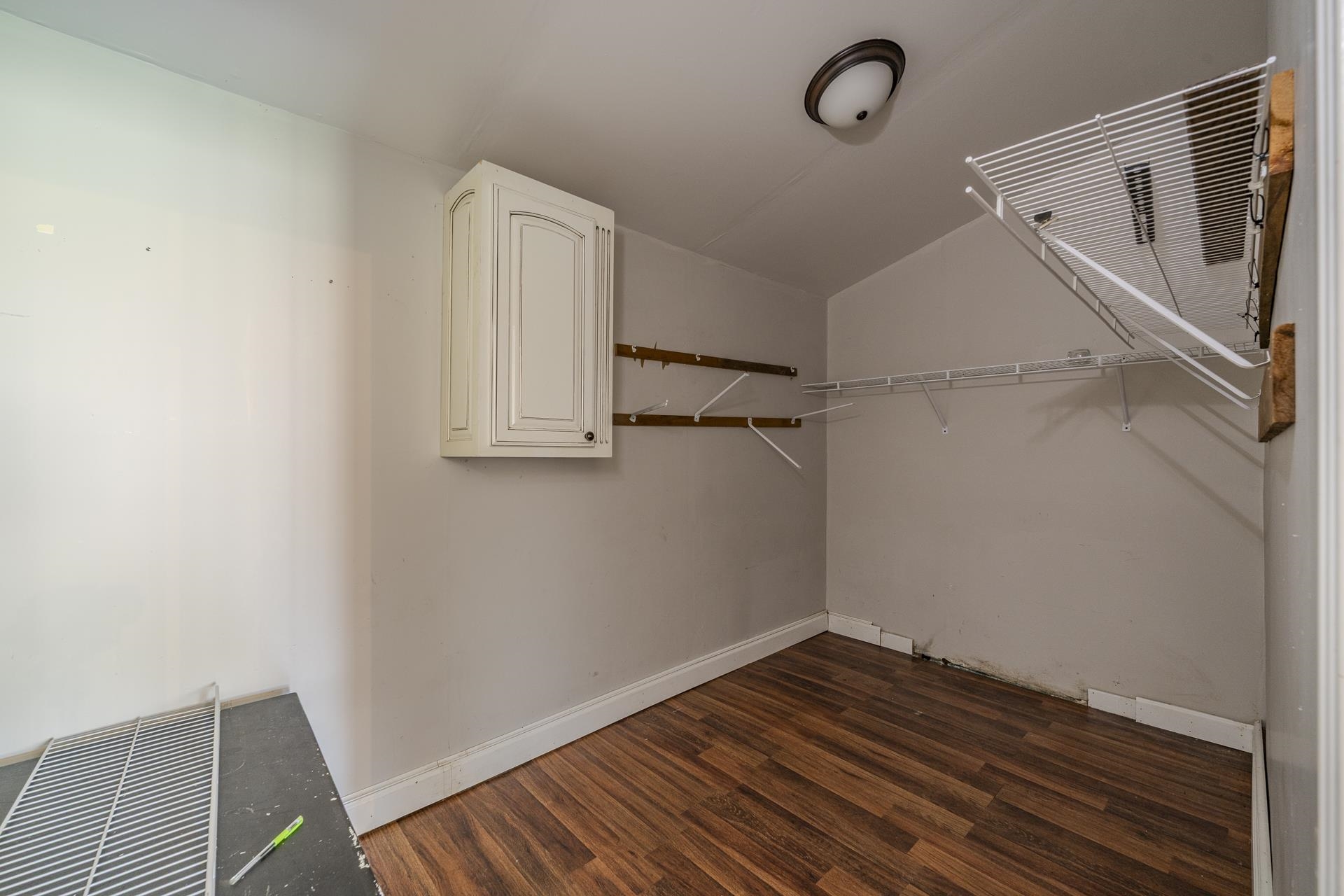111 N Elm St Property Photo 21
