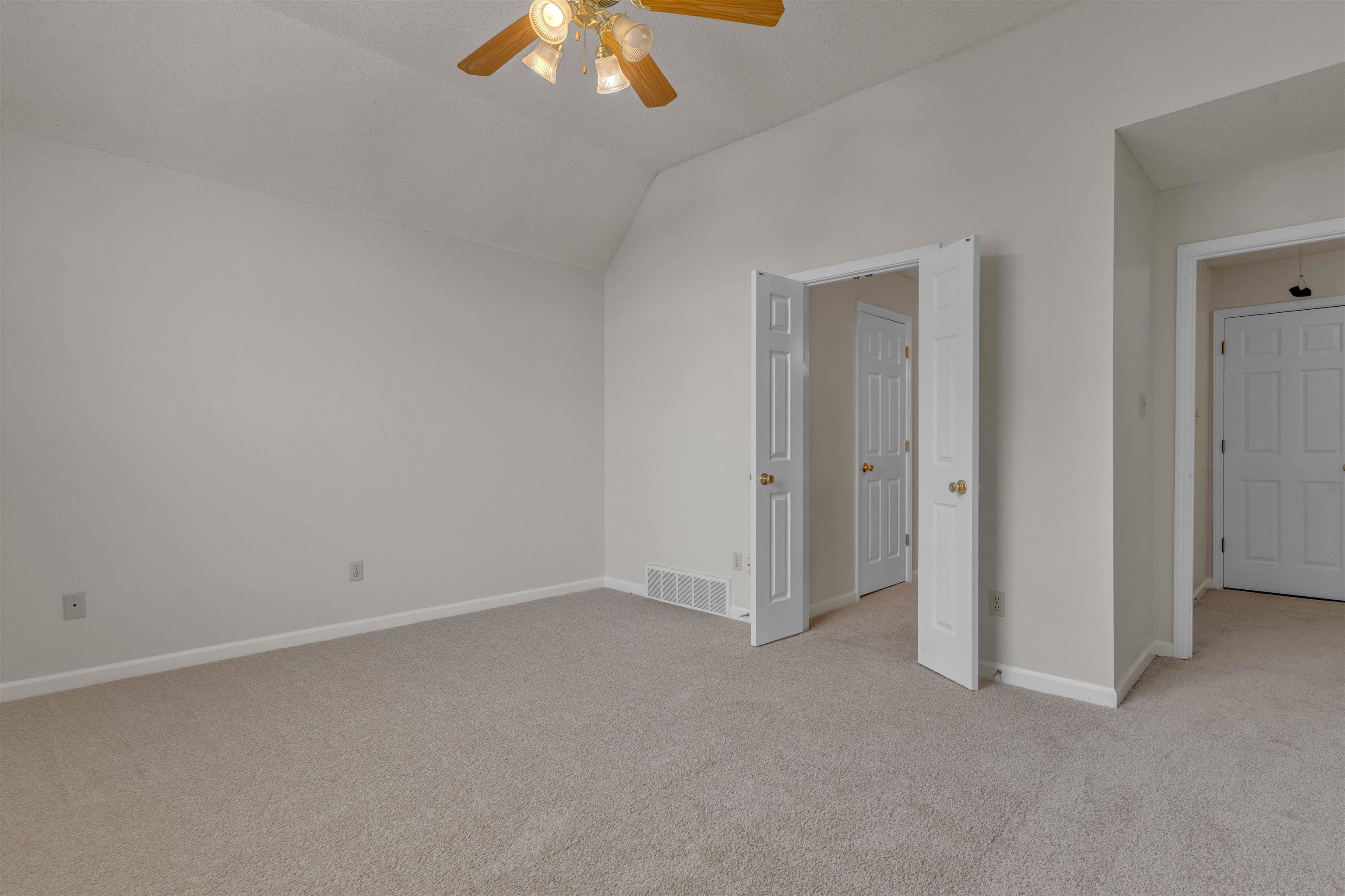 8701 Citrus Bend Dr Property Photo 19