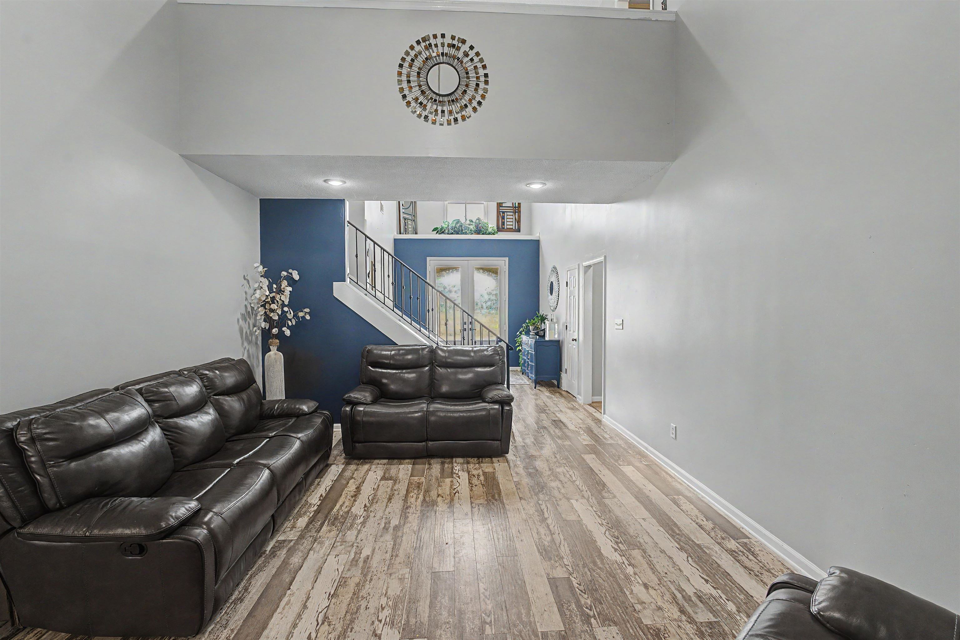 1066 Kentshire Cv Property Photo 10