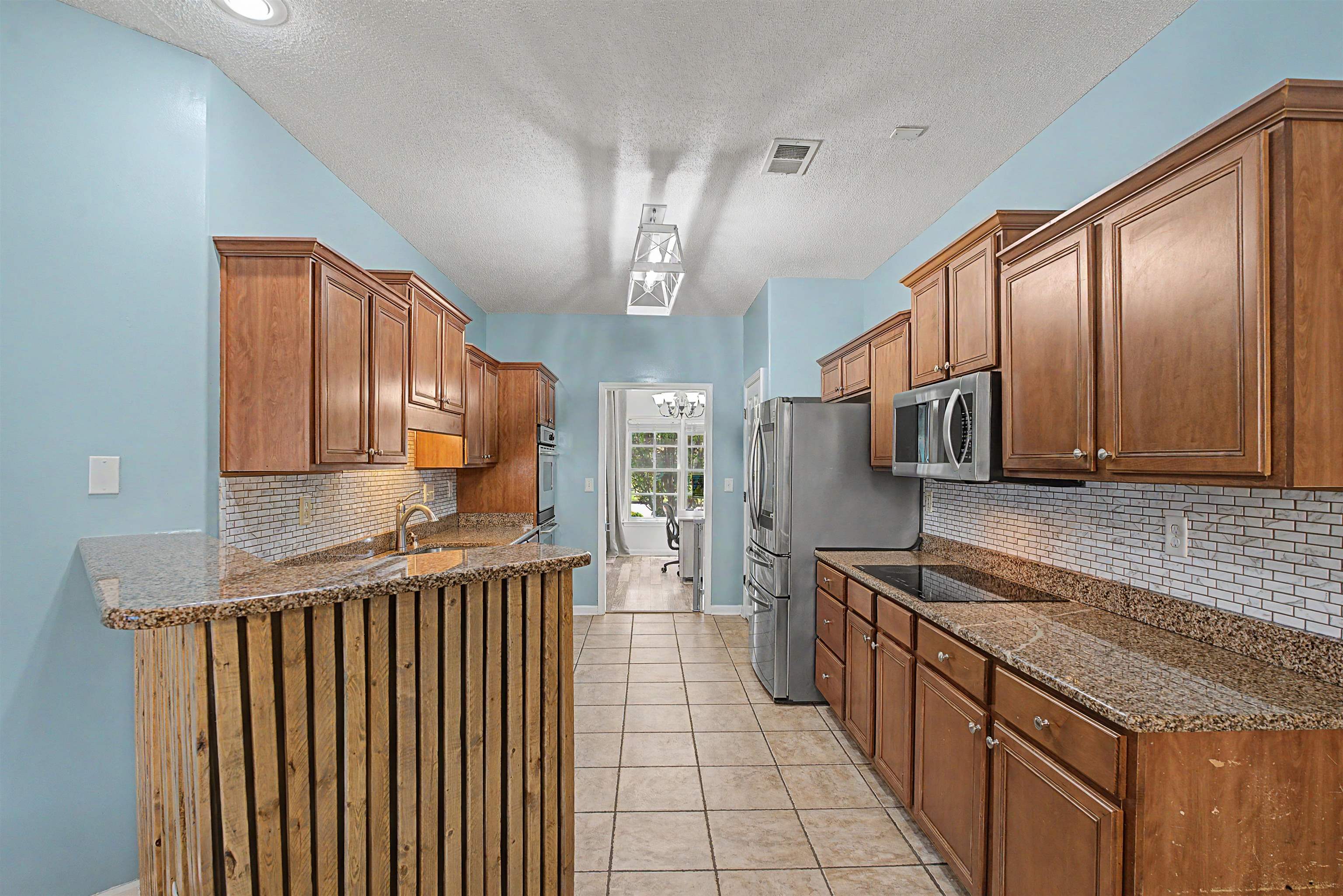 1066 Kentshire Cv Property Photo 11