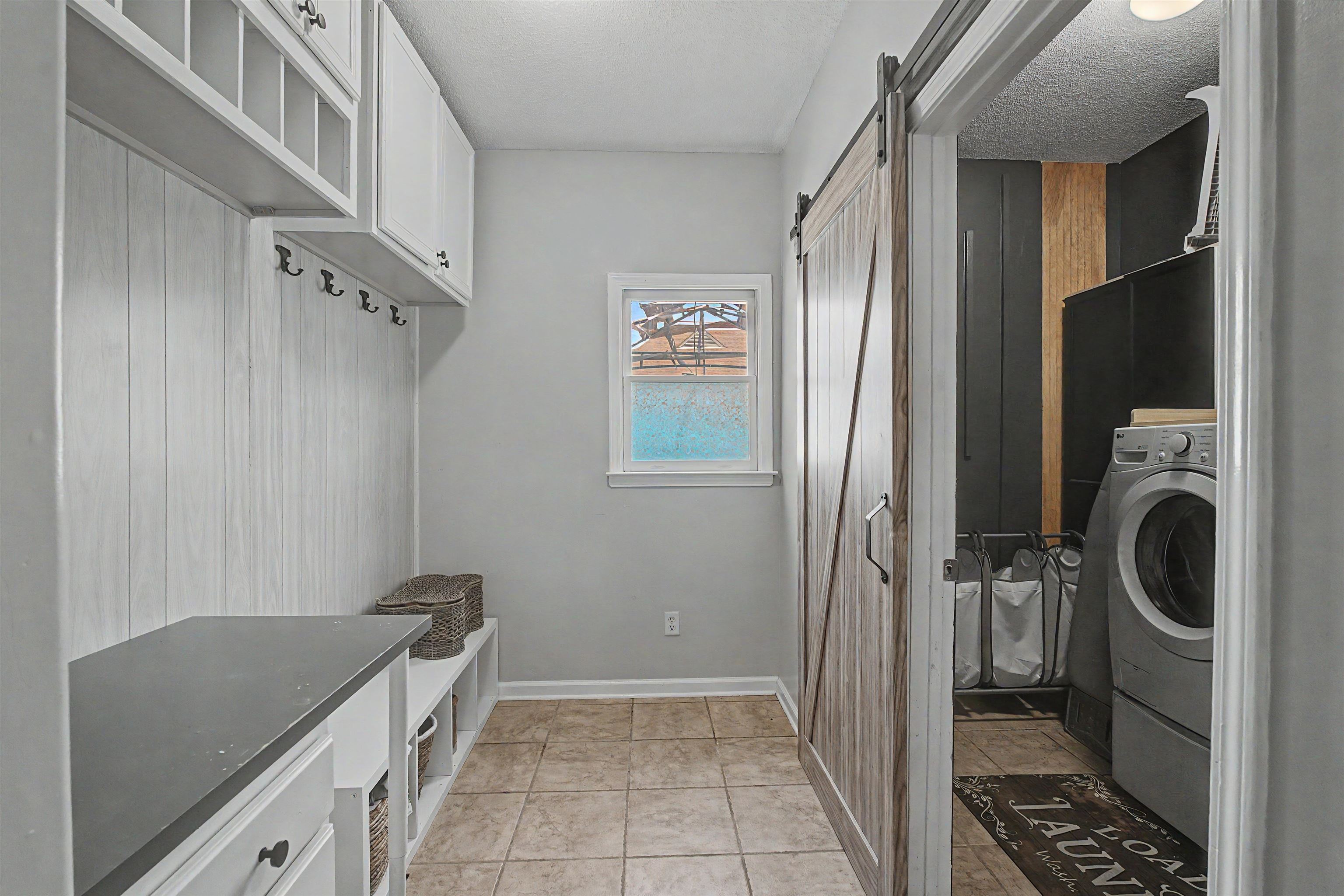 1066 Kentshire Cv Property Photo 24
