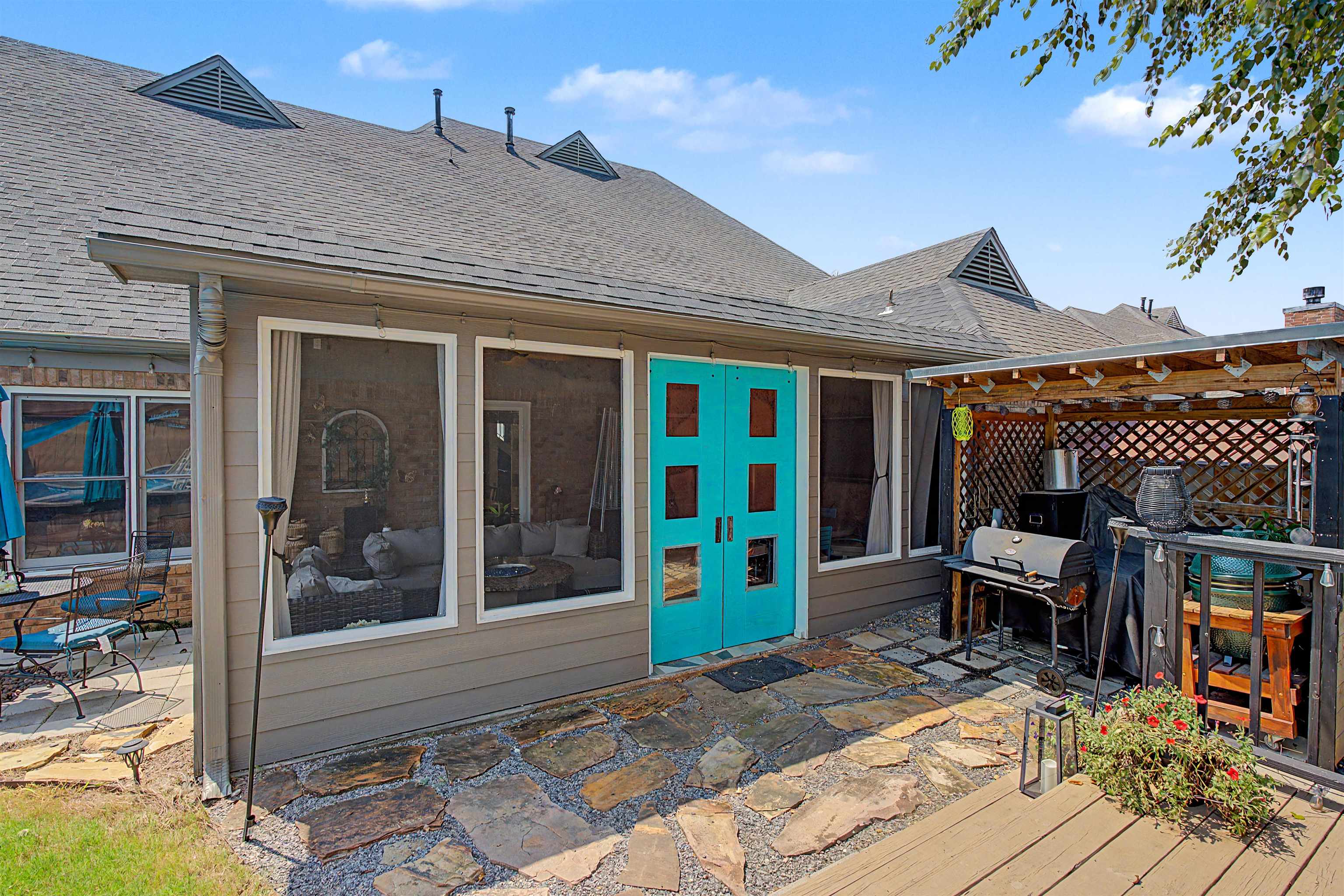 1066 Kentshire Cv Property Photo 34