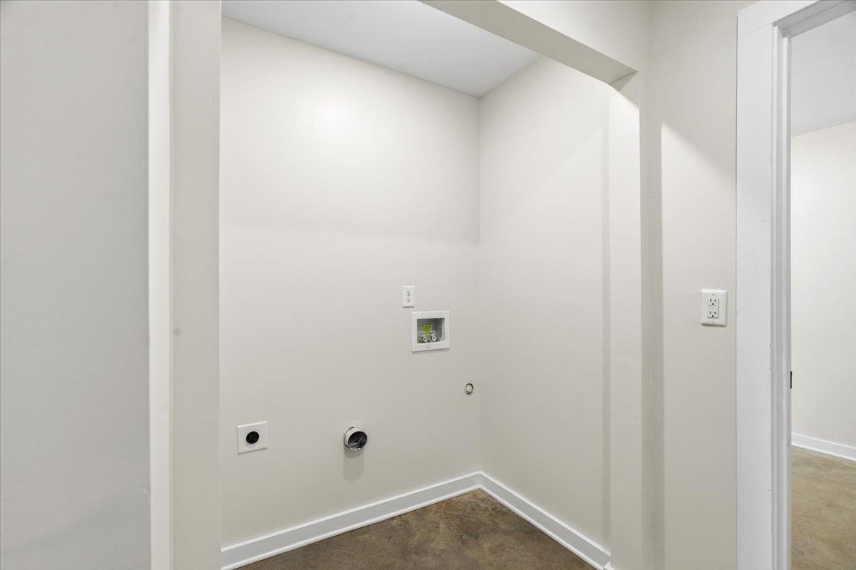 750 Barrett Pl N Property Photo 17