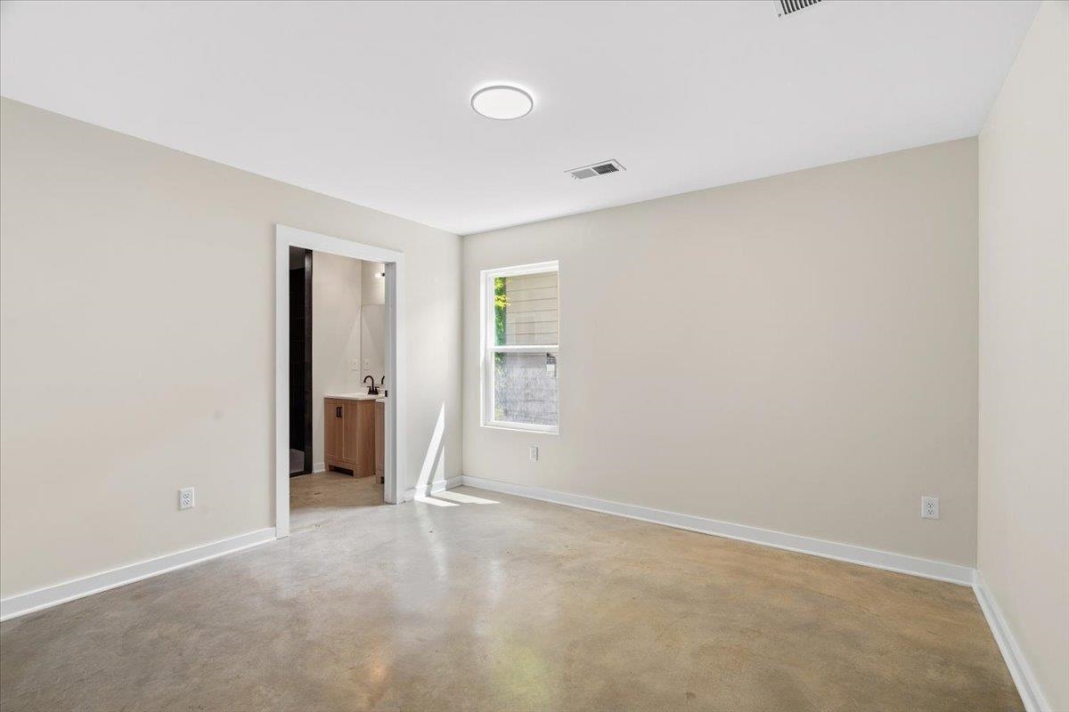 750 Barrett Pl N Property Photo 26