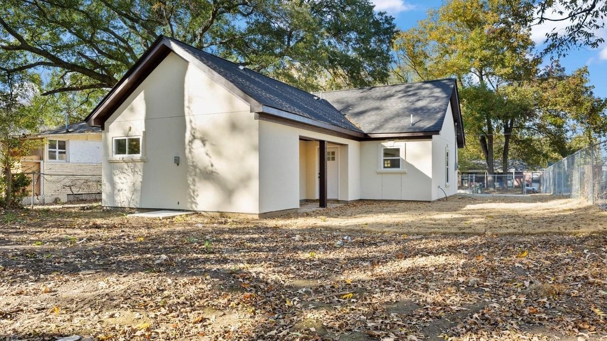 3377 Lamphier Pl Property Photo 3