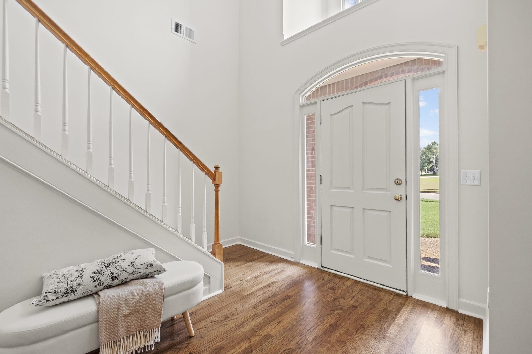 9358 L'anguille Ln Property Photo 3