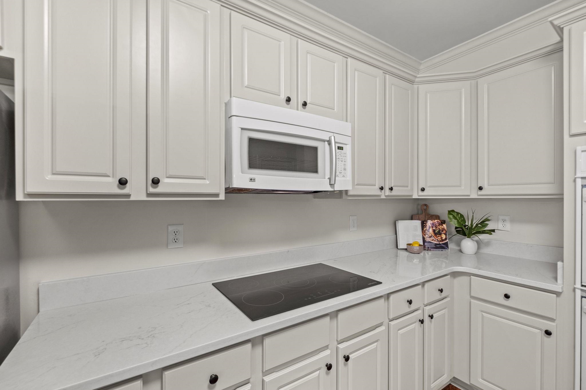 9358 L'anguille Ln Property Photo 10