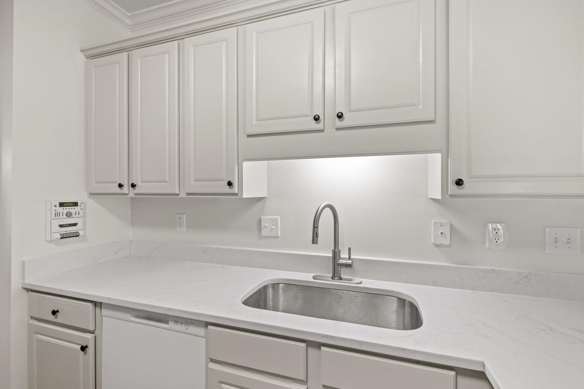 9358 L'anguille Ln Property Photo 11