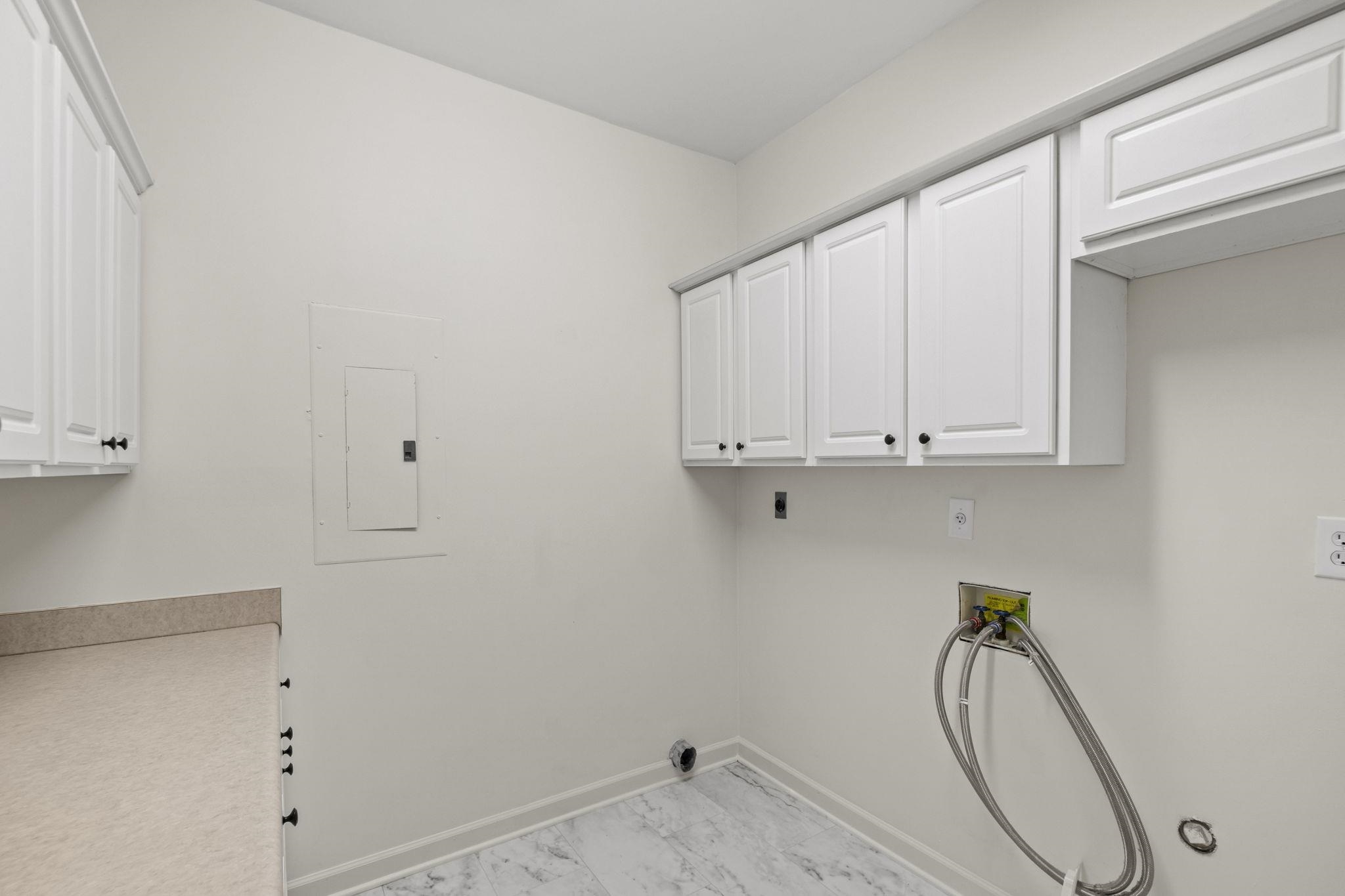 9358 L'anguille Ln Property Photo 25