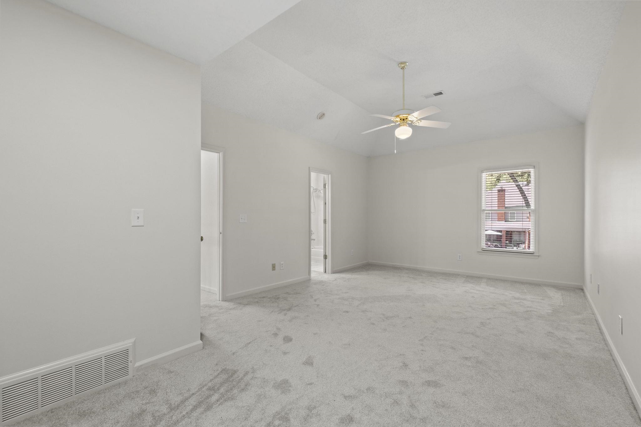 9358 L'anguille Ln Property Photo 27
