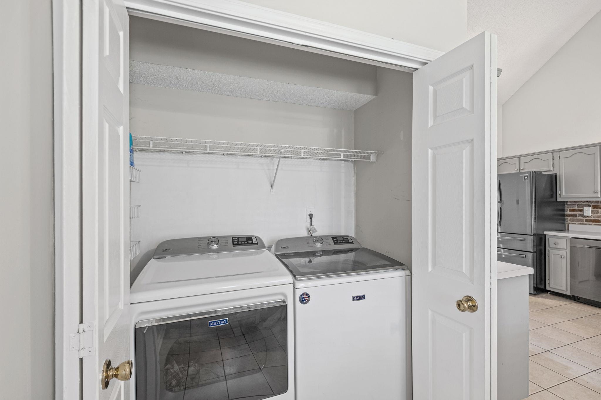 7947 Sandywood Ln Property Photo 22