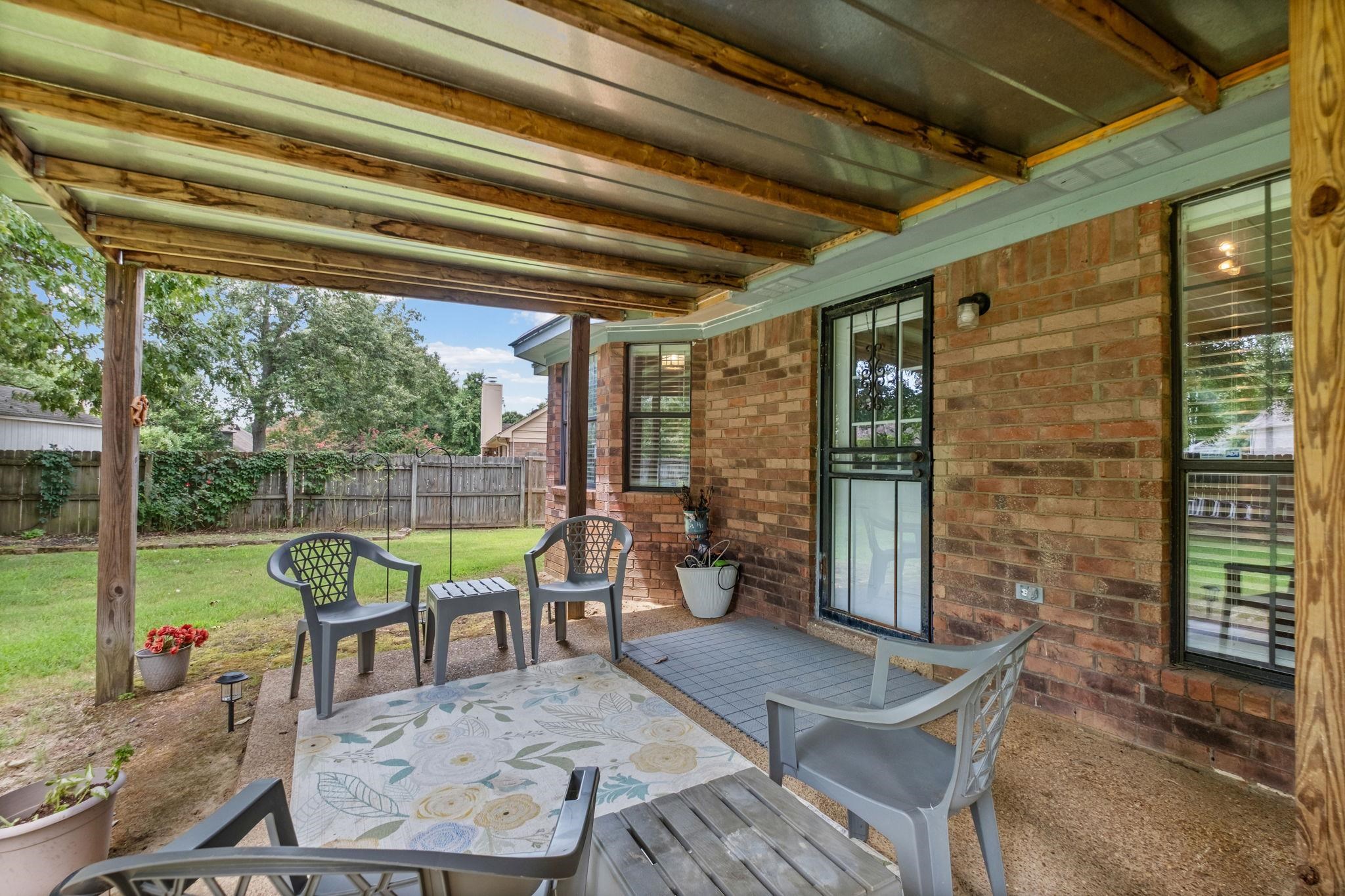 7947 Sandywood Ln Property Photo 23