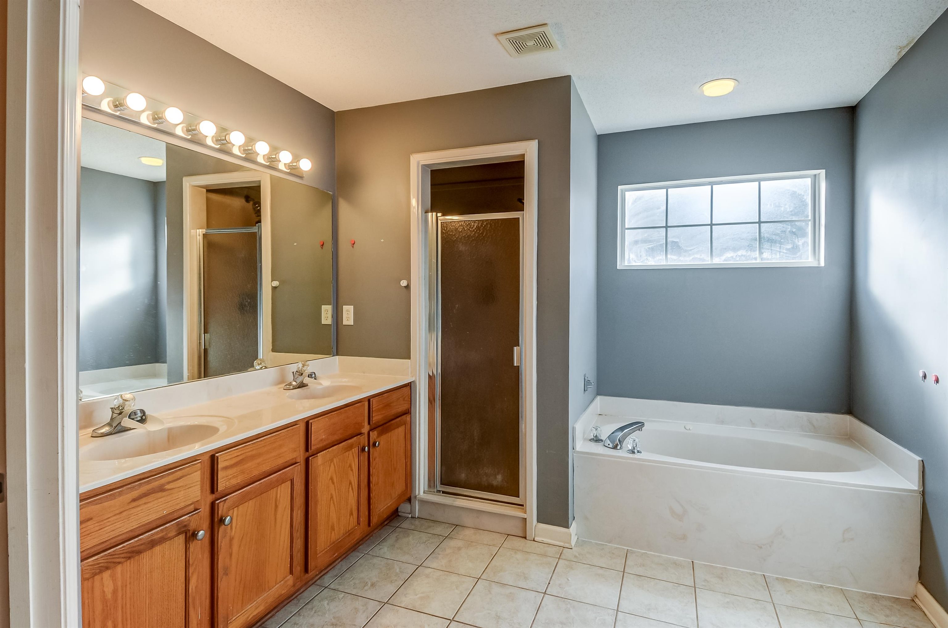6664 Einat Cv Property Photo 16