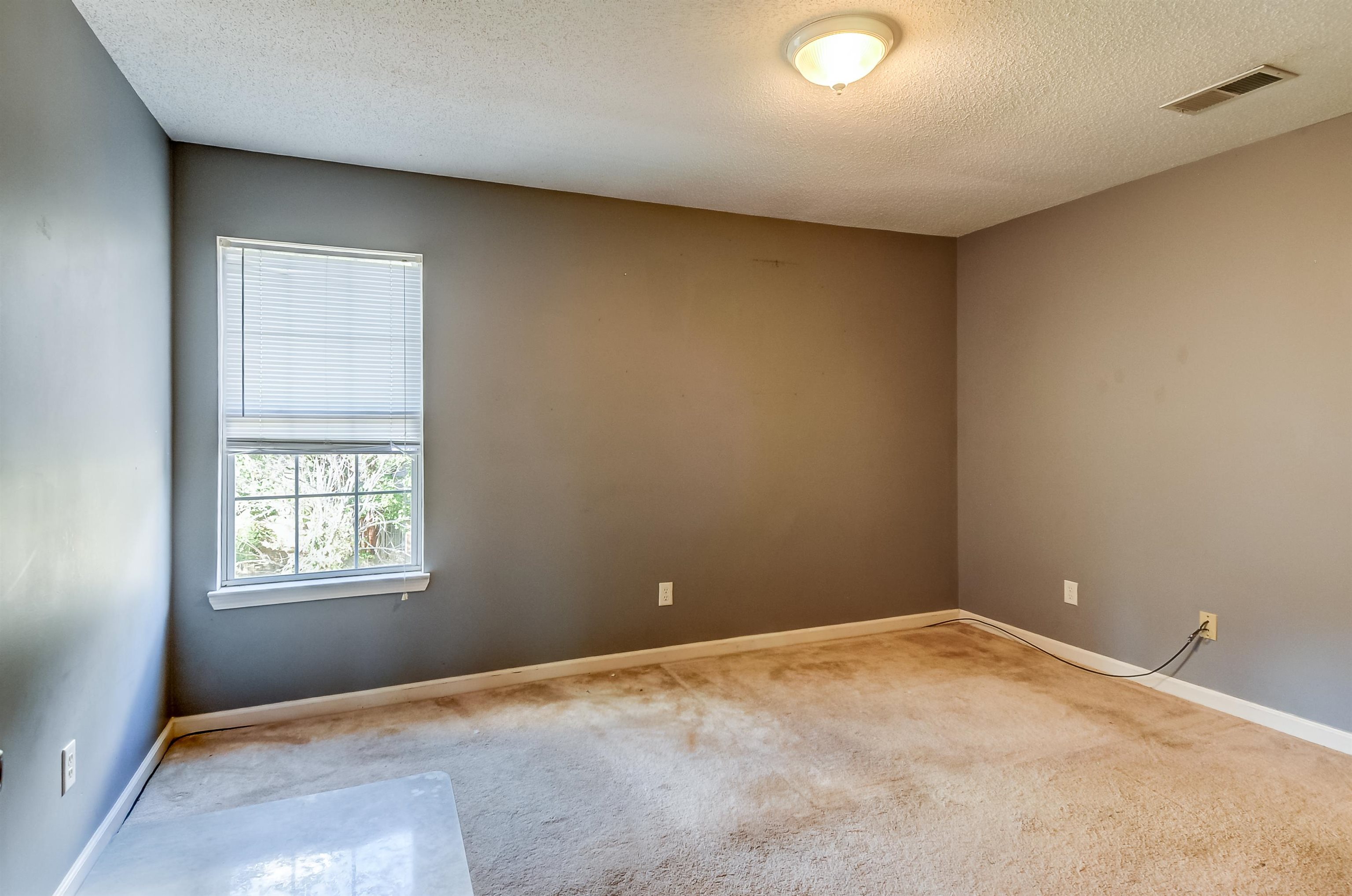 6664 Einat Cv Property Photo 18
