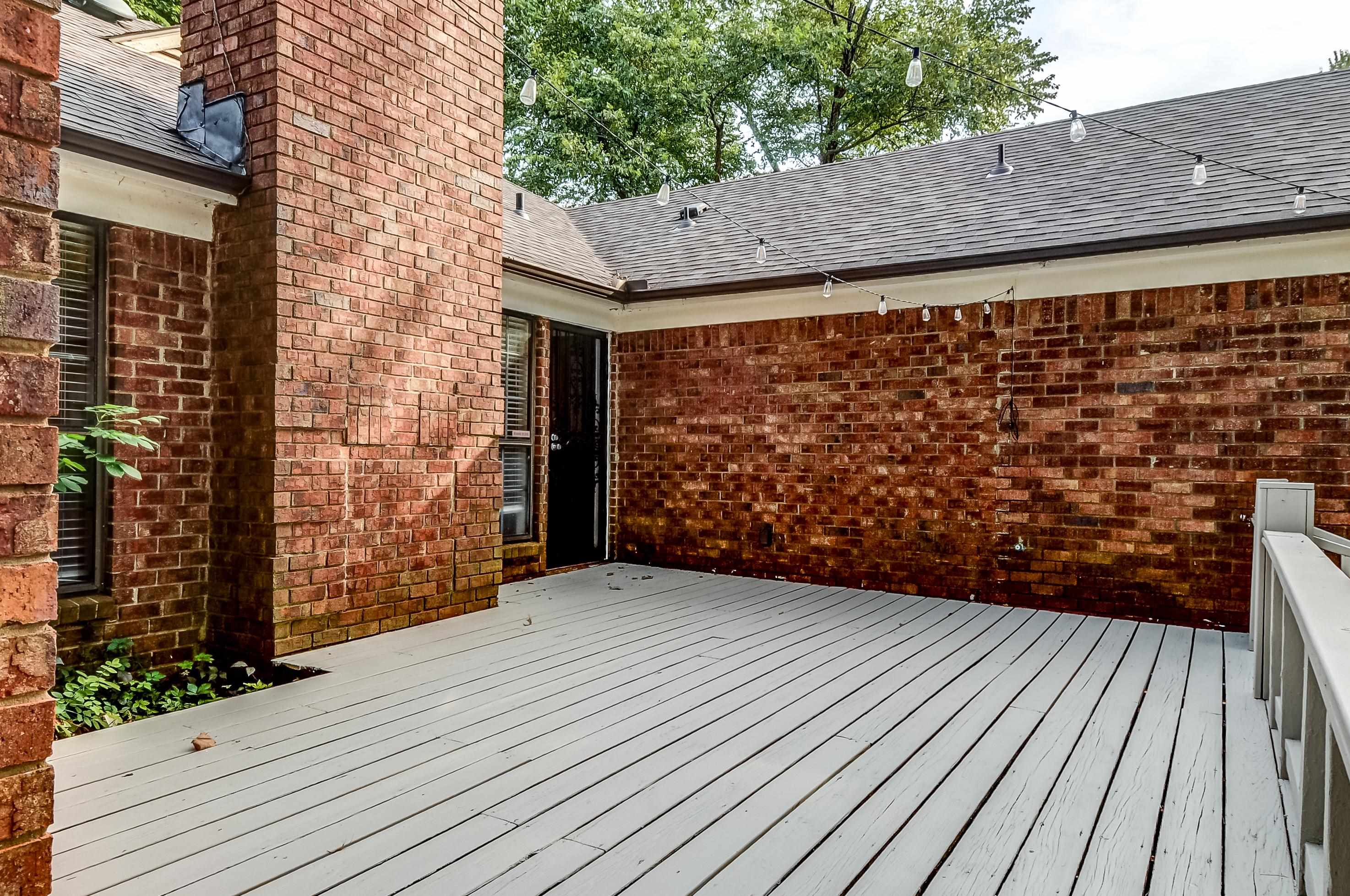 8892 N Thakeham Pl Property Photo 24