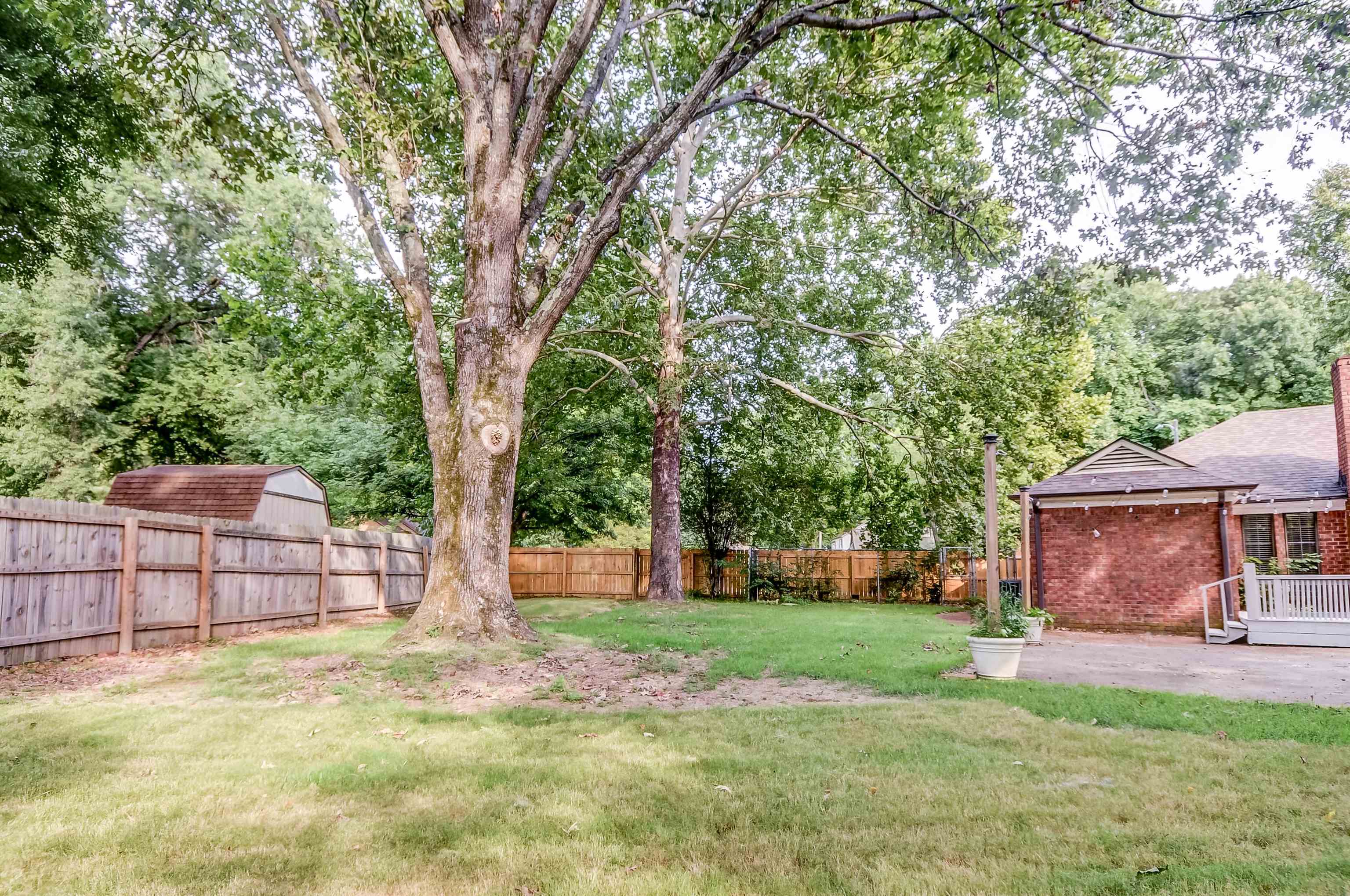 8892 N Thakeham Pl Property Photo 28