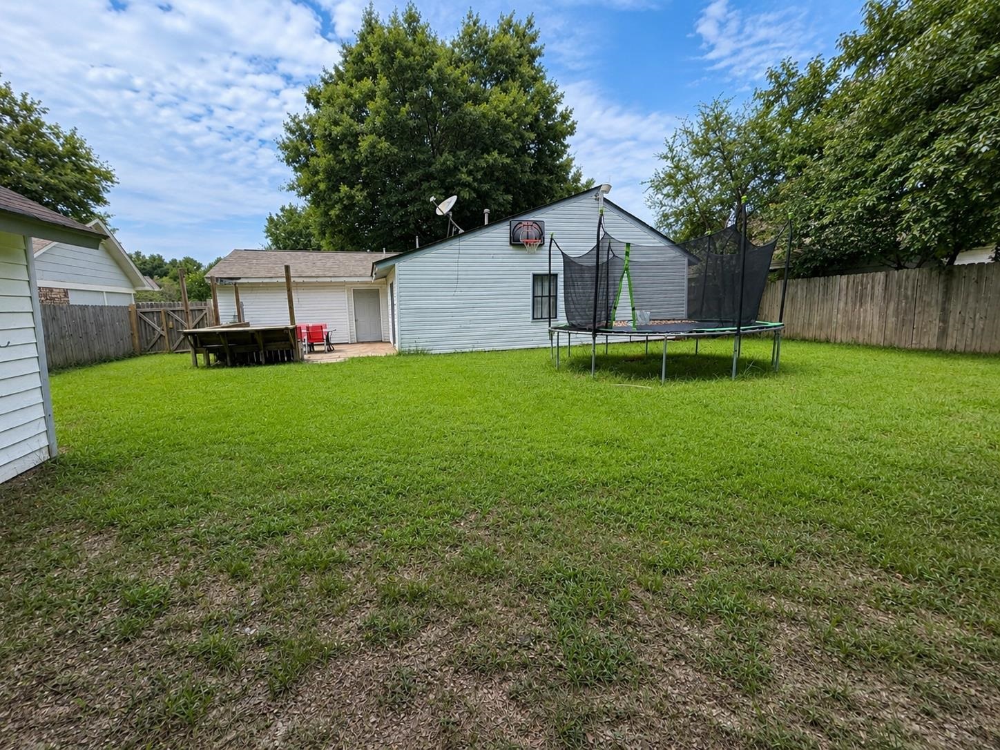 7139 Hillshire Dr Property Photo 24
