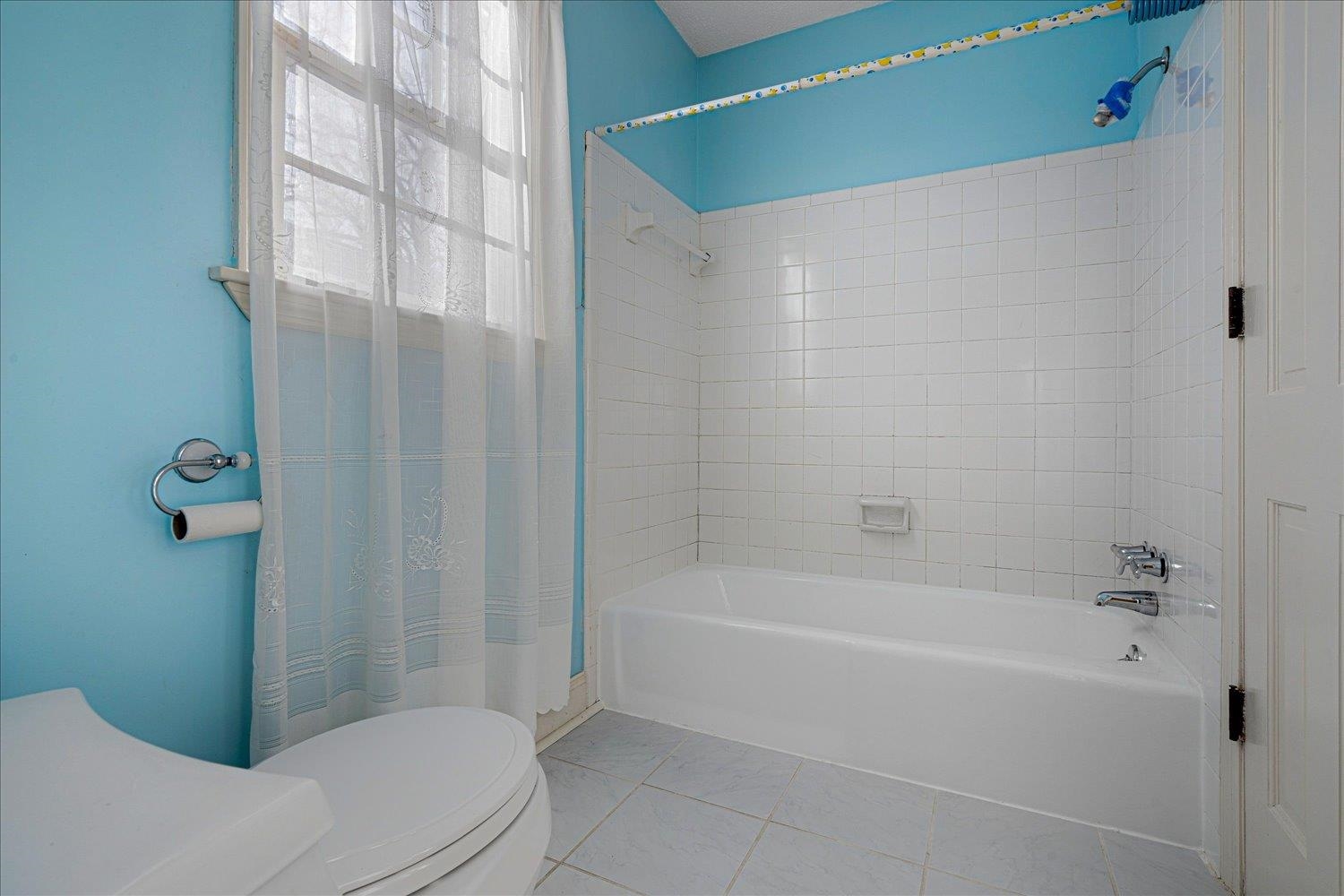 130 Greenbriar Dr Property Photo 25