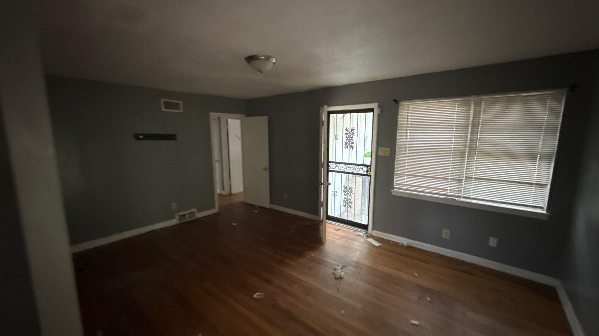 5425 Lochinvar Dr Property Photo 4