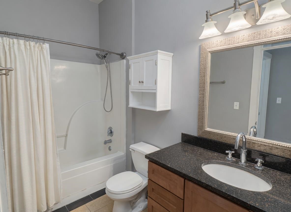 505 Tennessee St 424 Property Photo 8